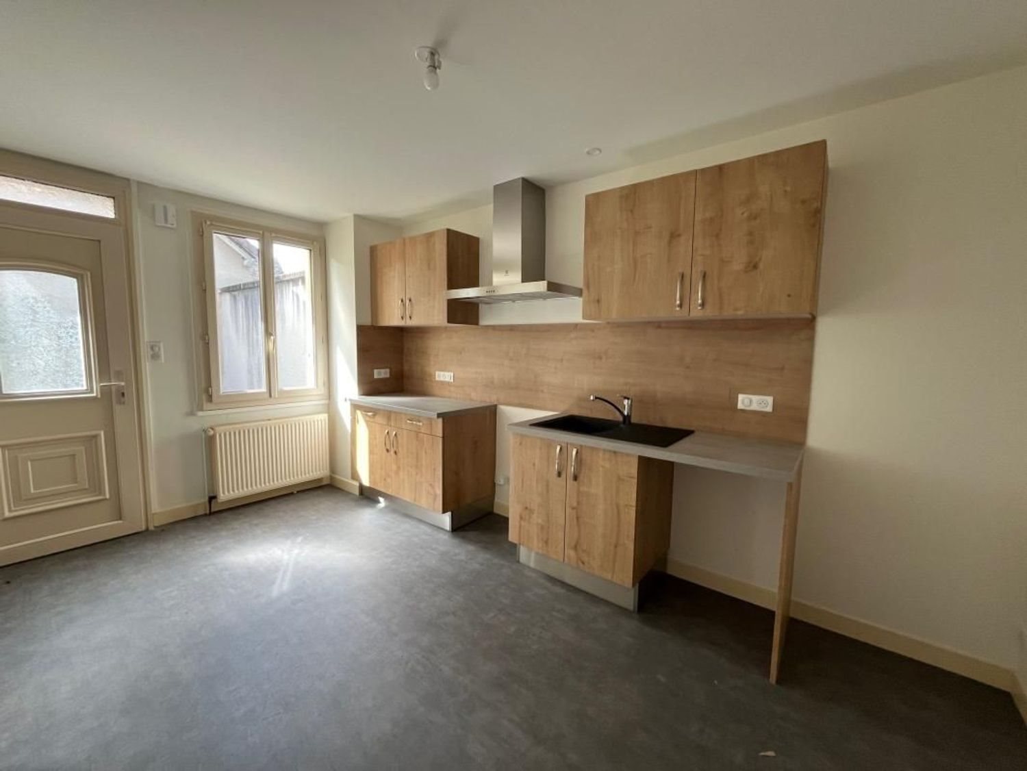 Appartement à louer, 45m², Saint-Yrieix-la-Perche