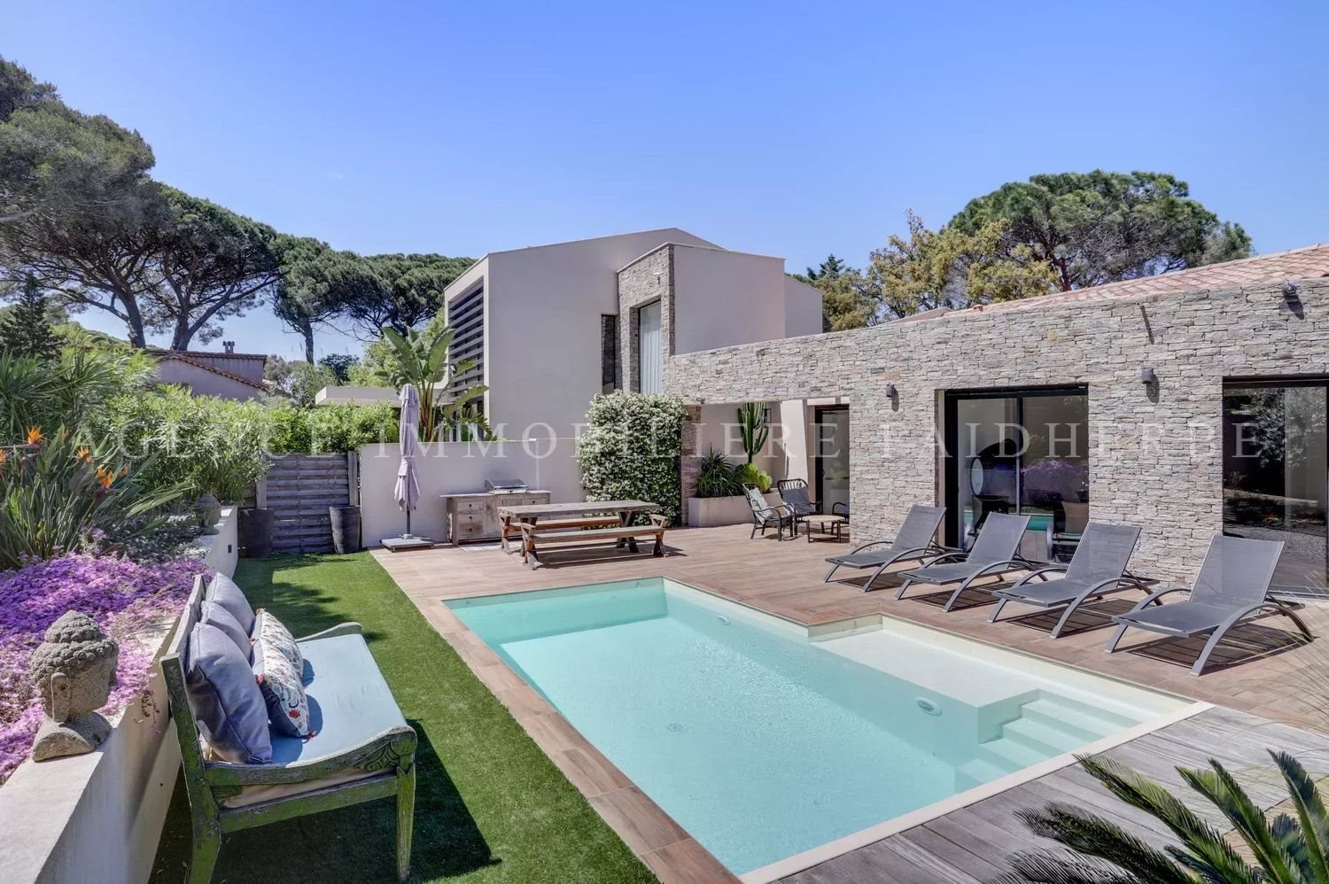 Maison à louer, 11m², Saint-Tropez