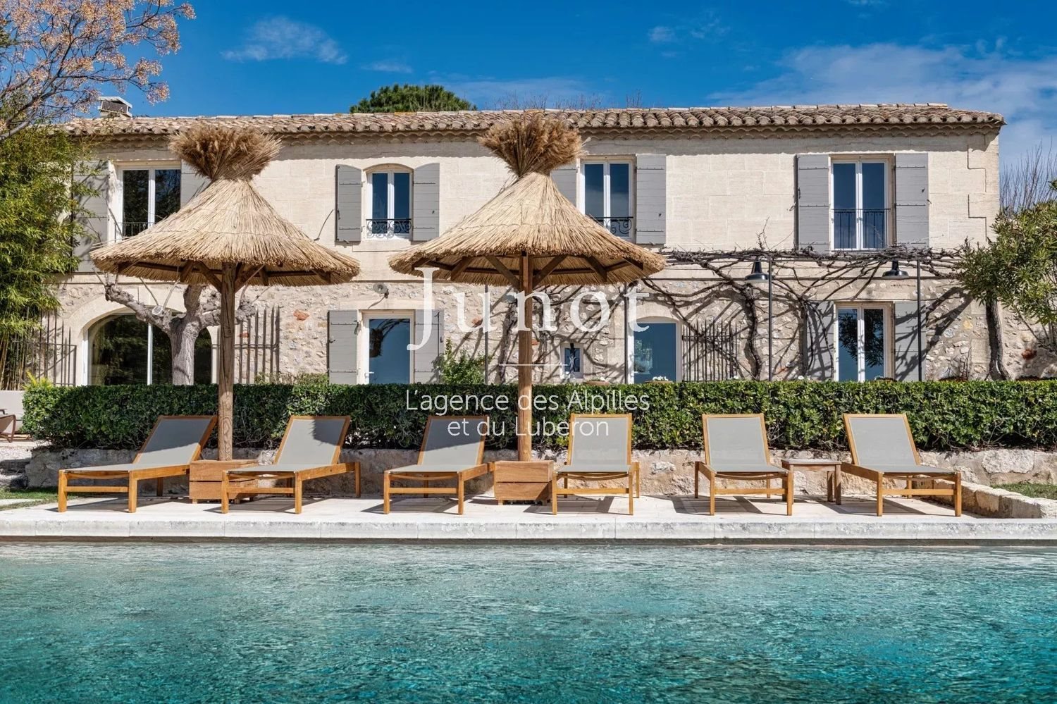 Maison à louer, 230m², Maussane-les-Alpilles