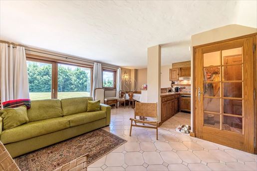 Advert pic 0