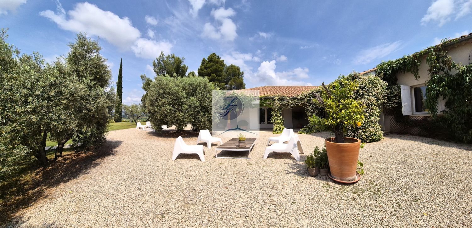 Maison à vendre, 200m², Saint-Pierre-de-Vassols
