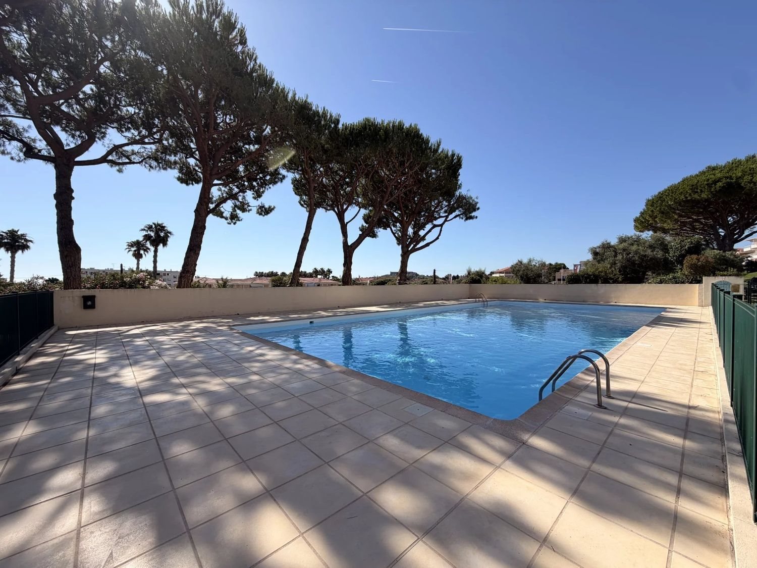Appartement à louer, 44m², Antibes