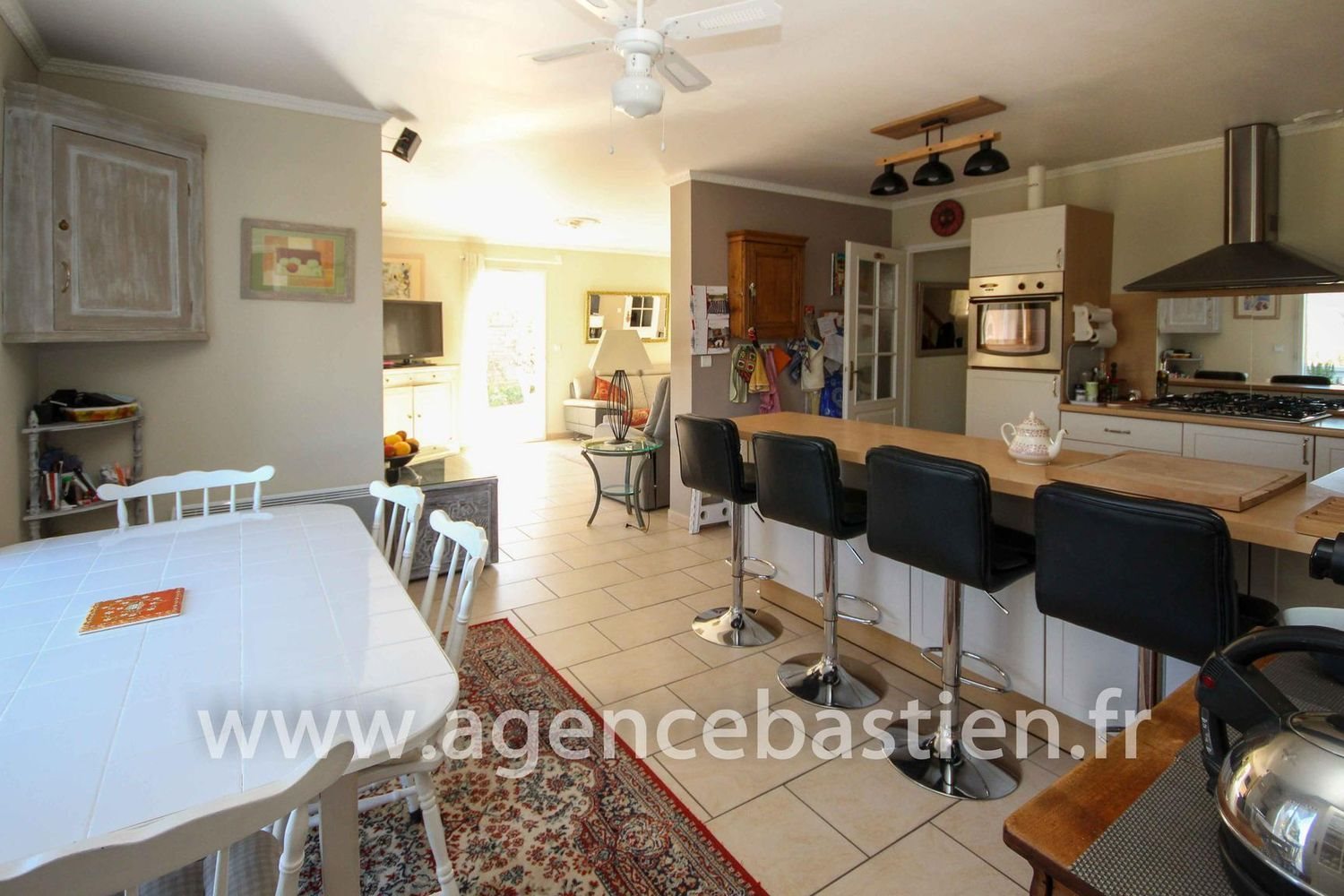 Maison à vendre, 213m², Gex