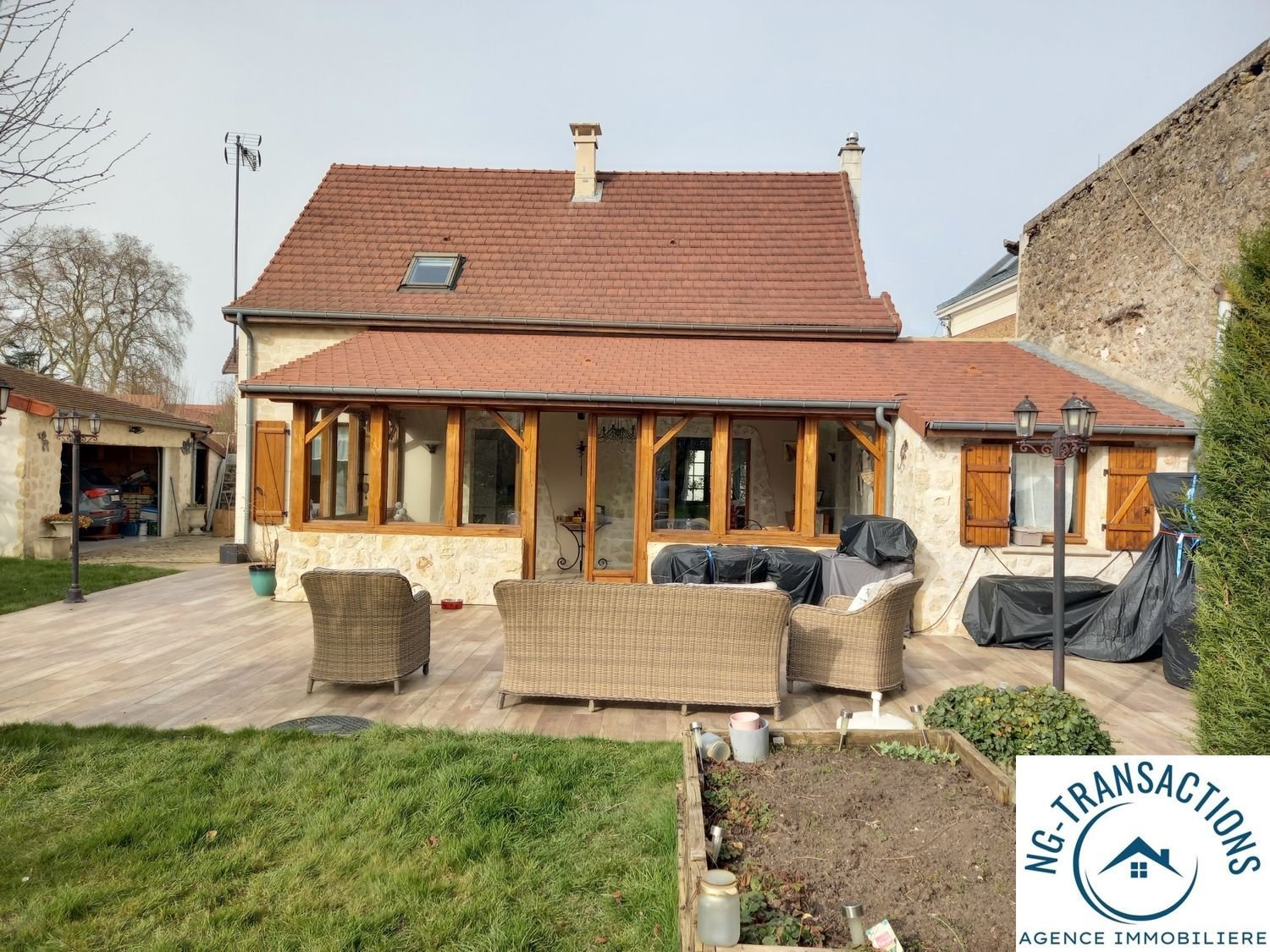 Maison à vendre, 140m², Lisses