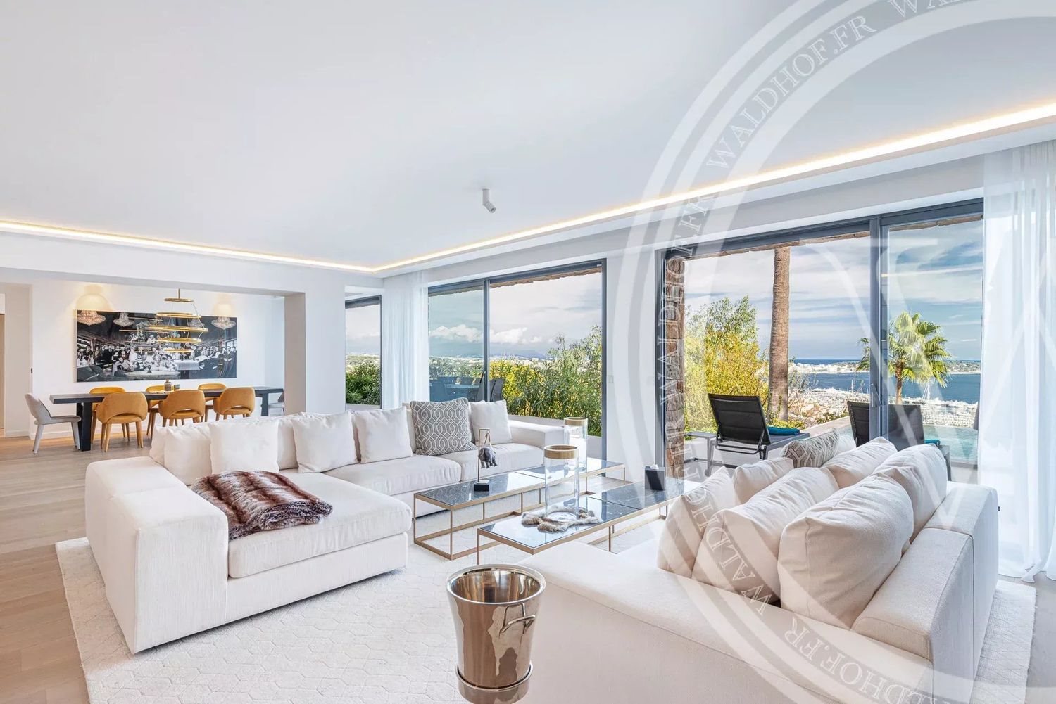Maison à louer, 400m², Vallauris