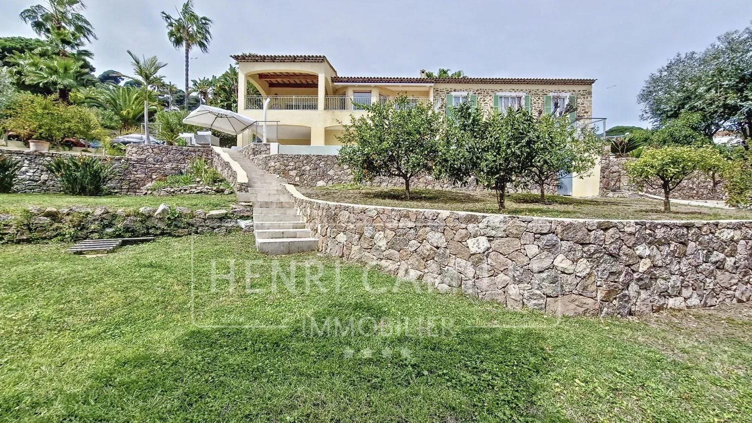 Appartement à louer, 90m², Vallauris