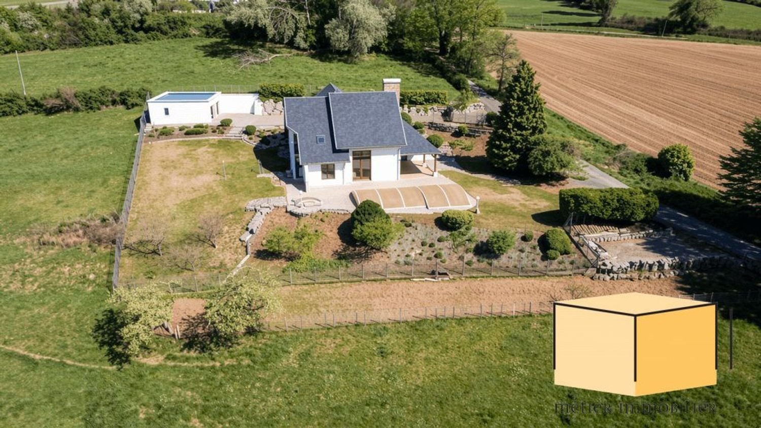 Maison à vendre, 183m², Chazey-Bons