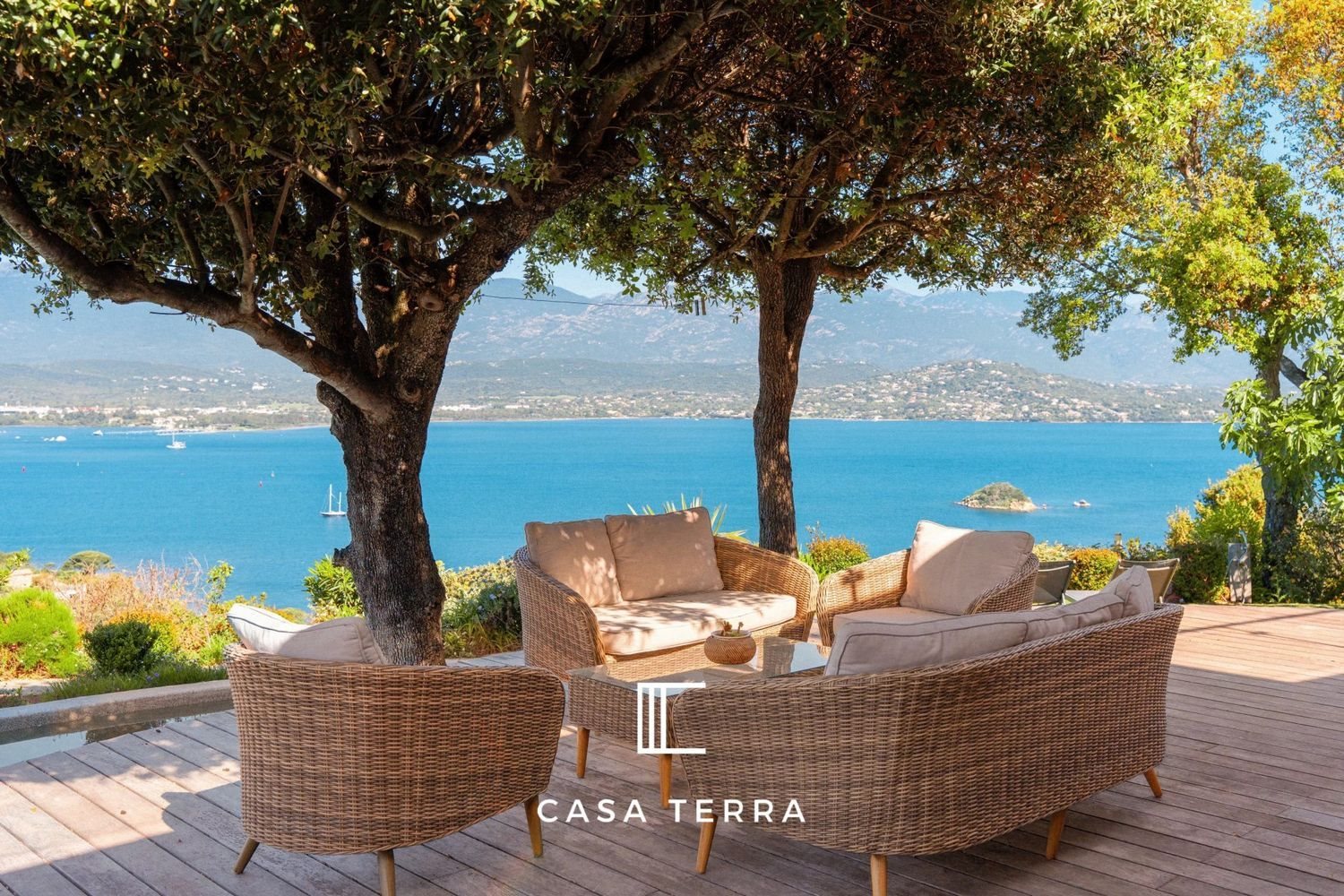 Maison à louer, 180m², Porto-Vecchio
