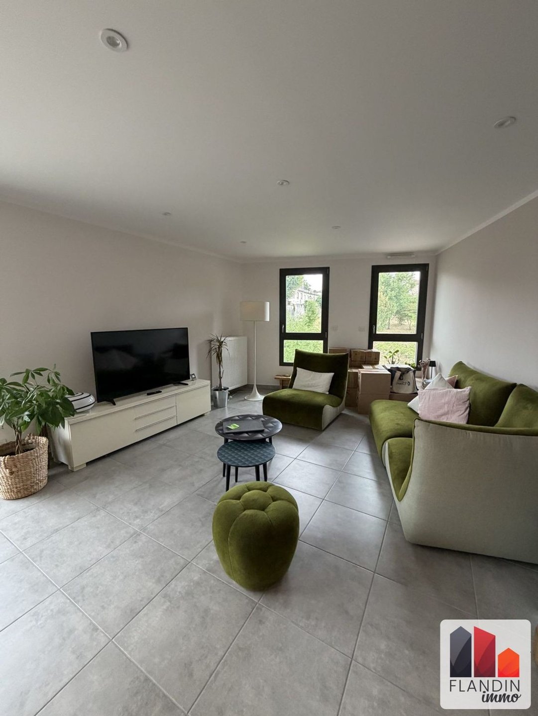 Appartement à louer, 102m², Charly