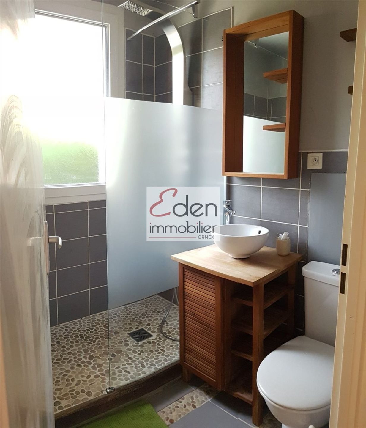 Appartement à louer, 45m², Gex