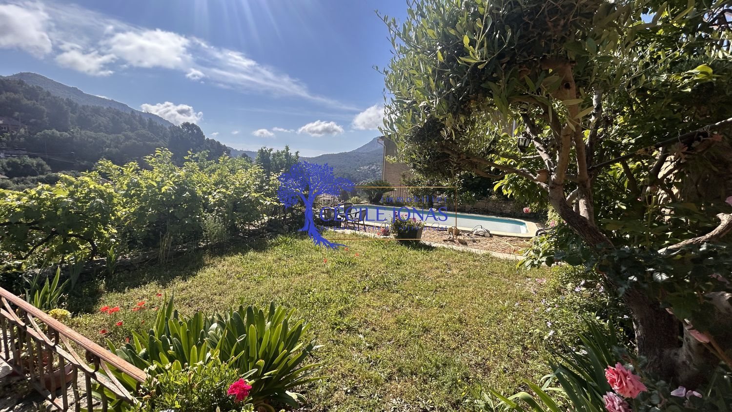 Maison à vendre, 166m², Le Revest-les-Eaux