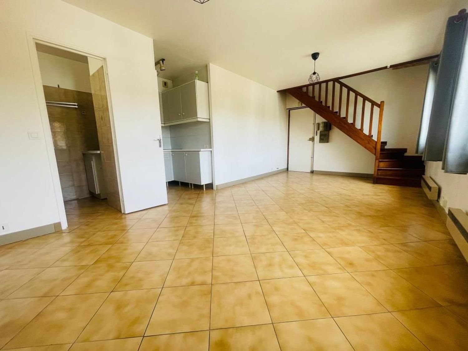 Appartement à louer, 29m², Bry-sur-Marne