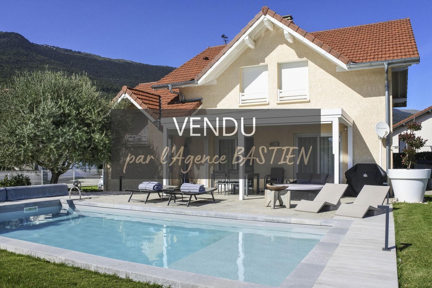 Maison à vendre, 136m², Thoiry
