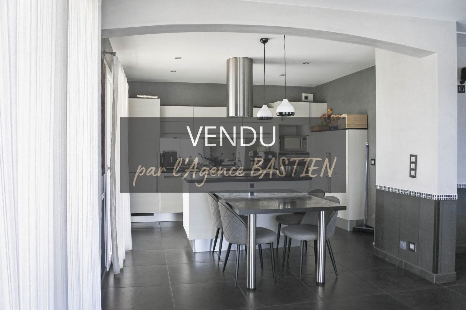 Maison à vendre, 136m², Thoiry