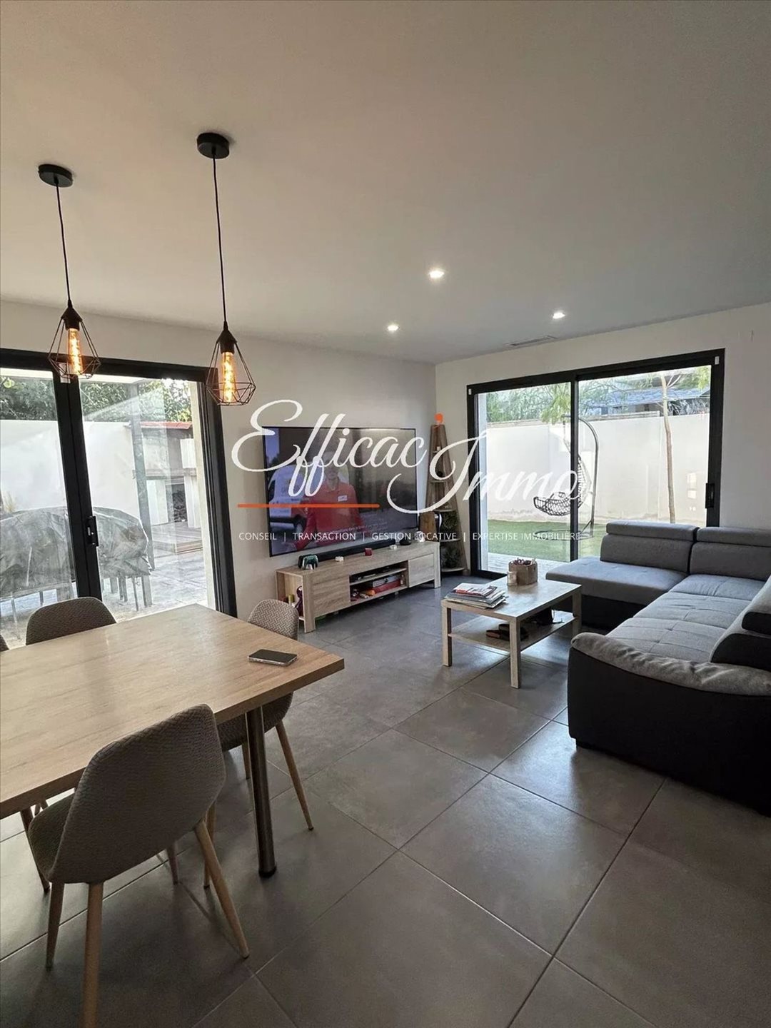 Maison à vendre, 94m², Pia