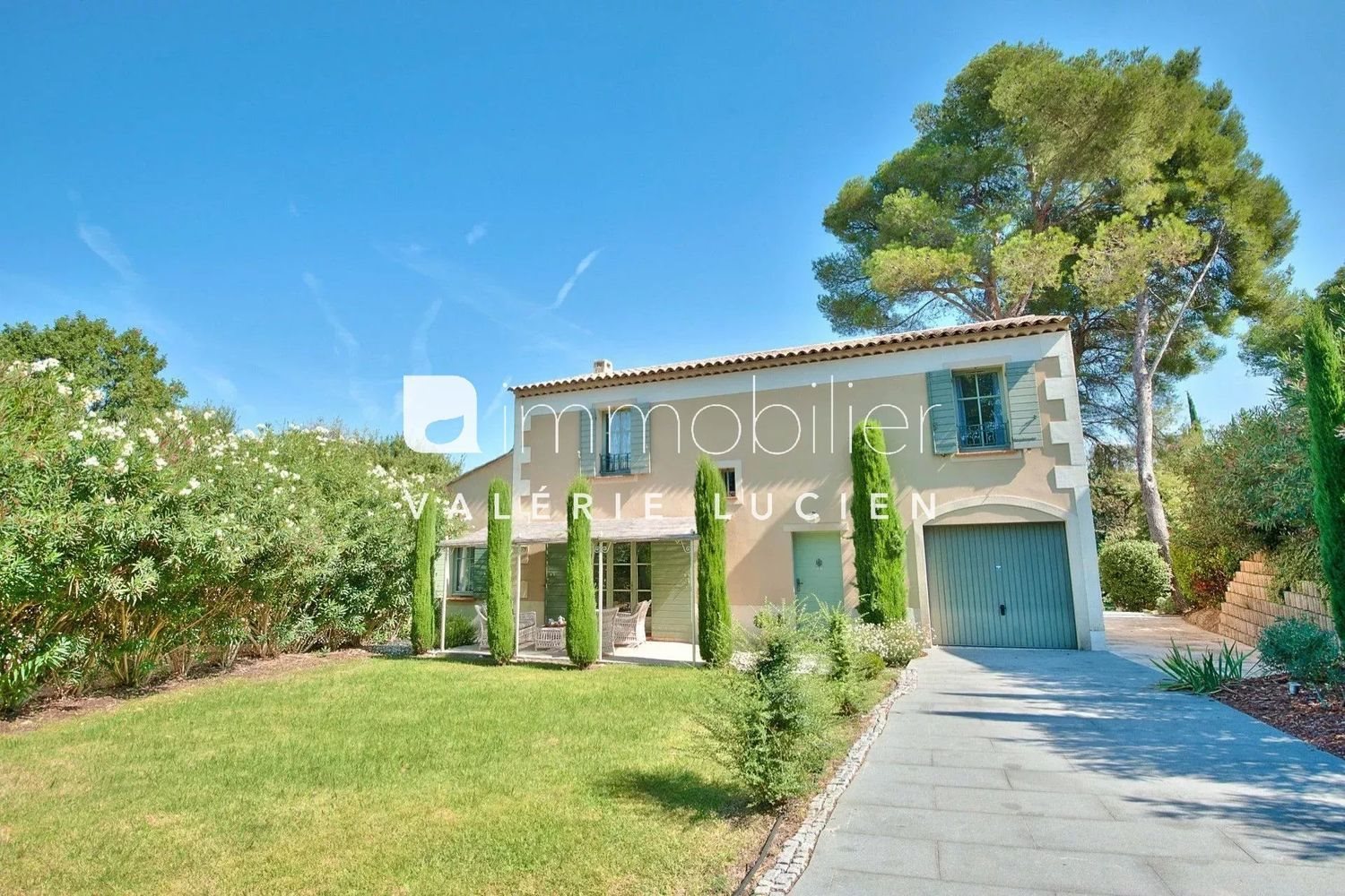 Maison à louer, 120m², Saint-Rémy-de-Provence