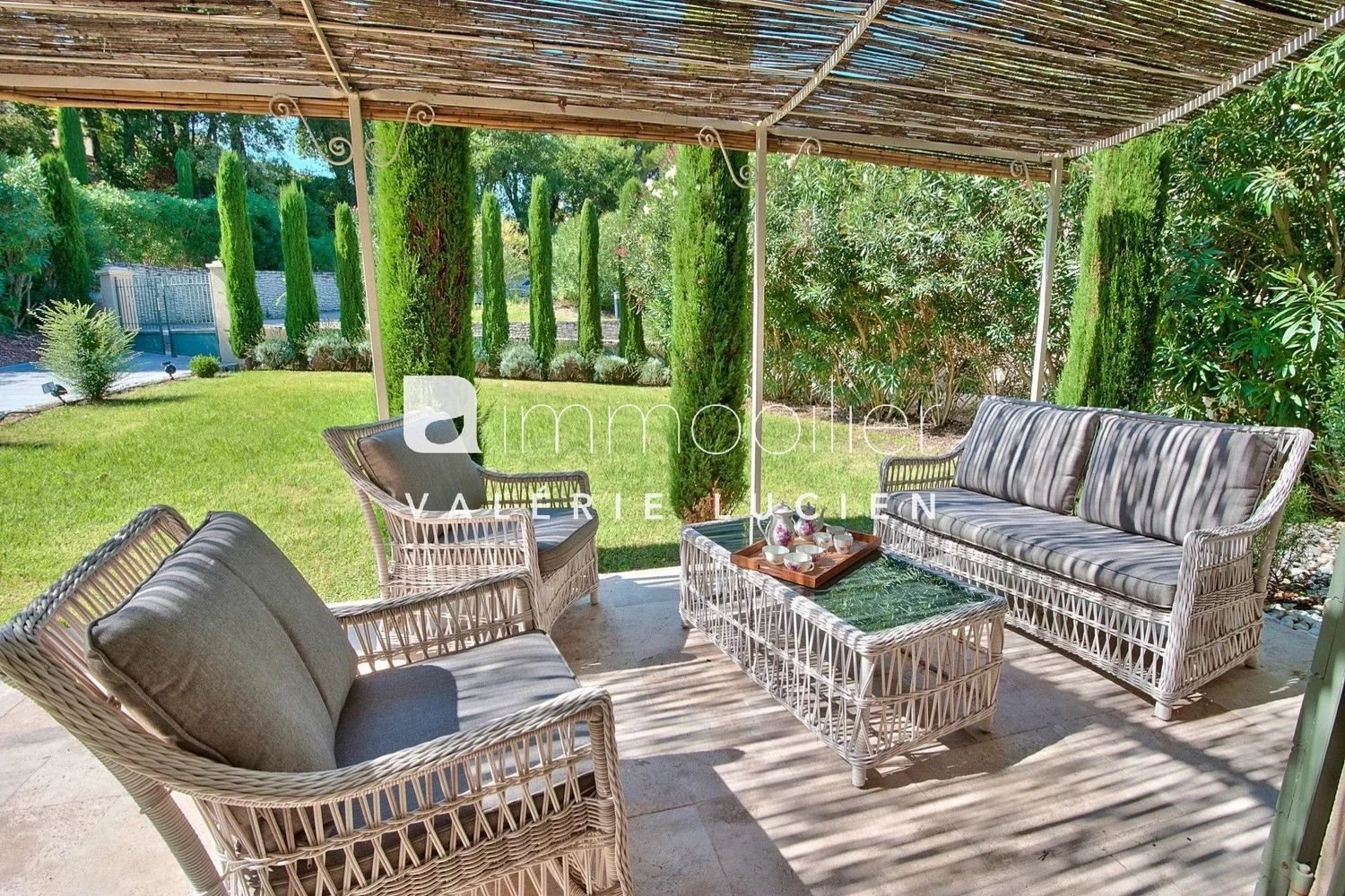 Maison à louer, 120m², Saint-Rémy-de-Provence
