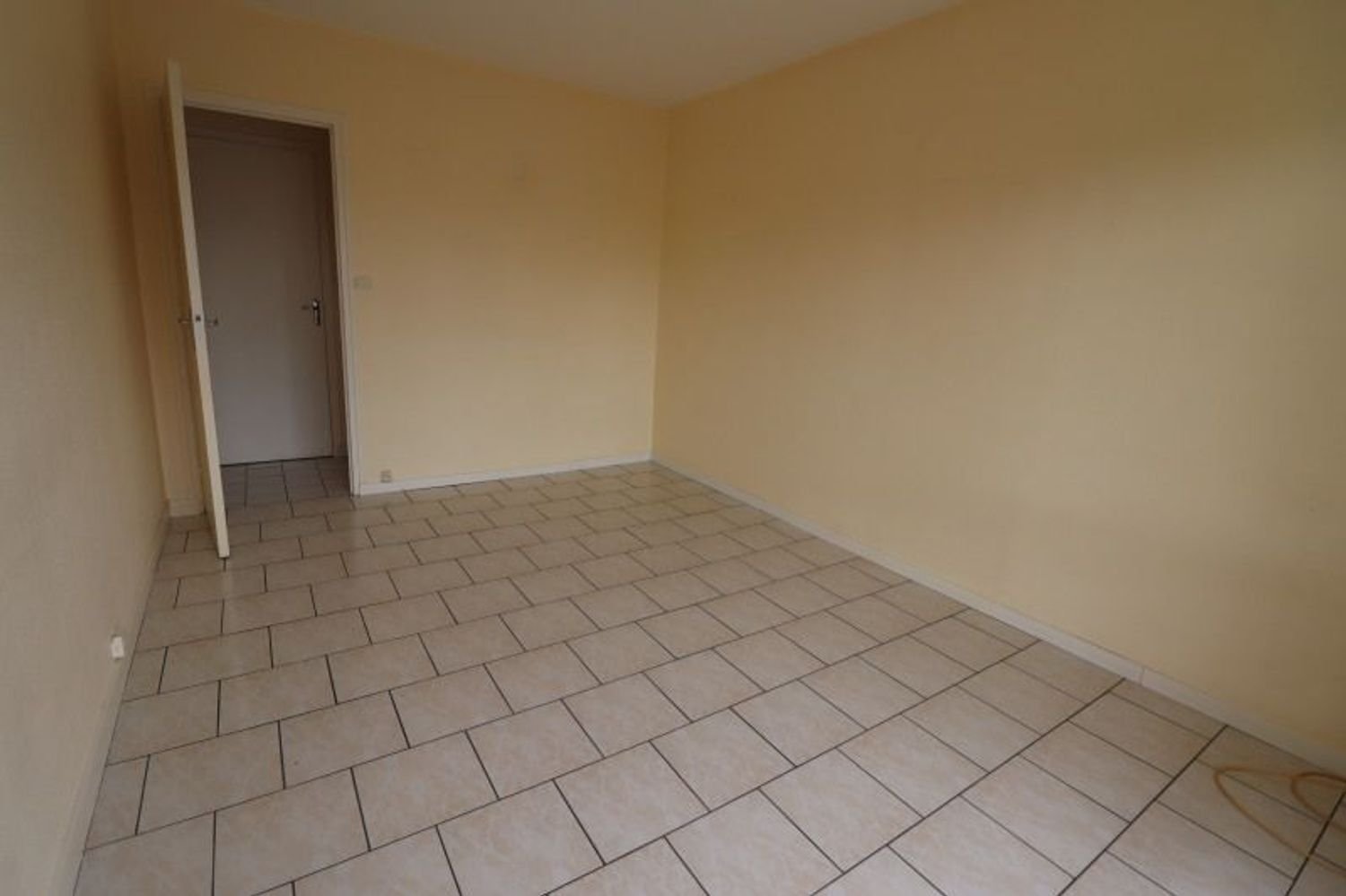 Appartement à louer, 47m², Troyes