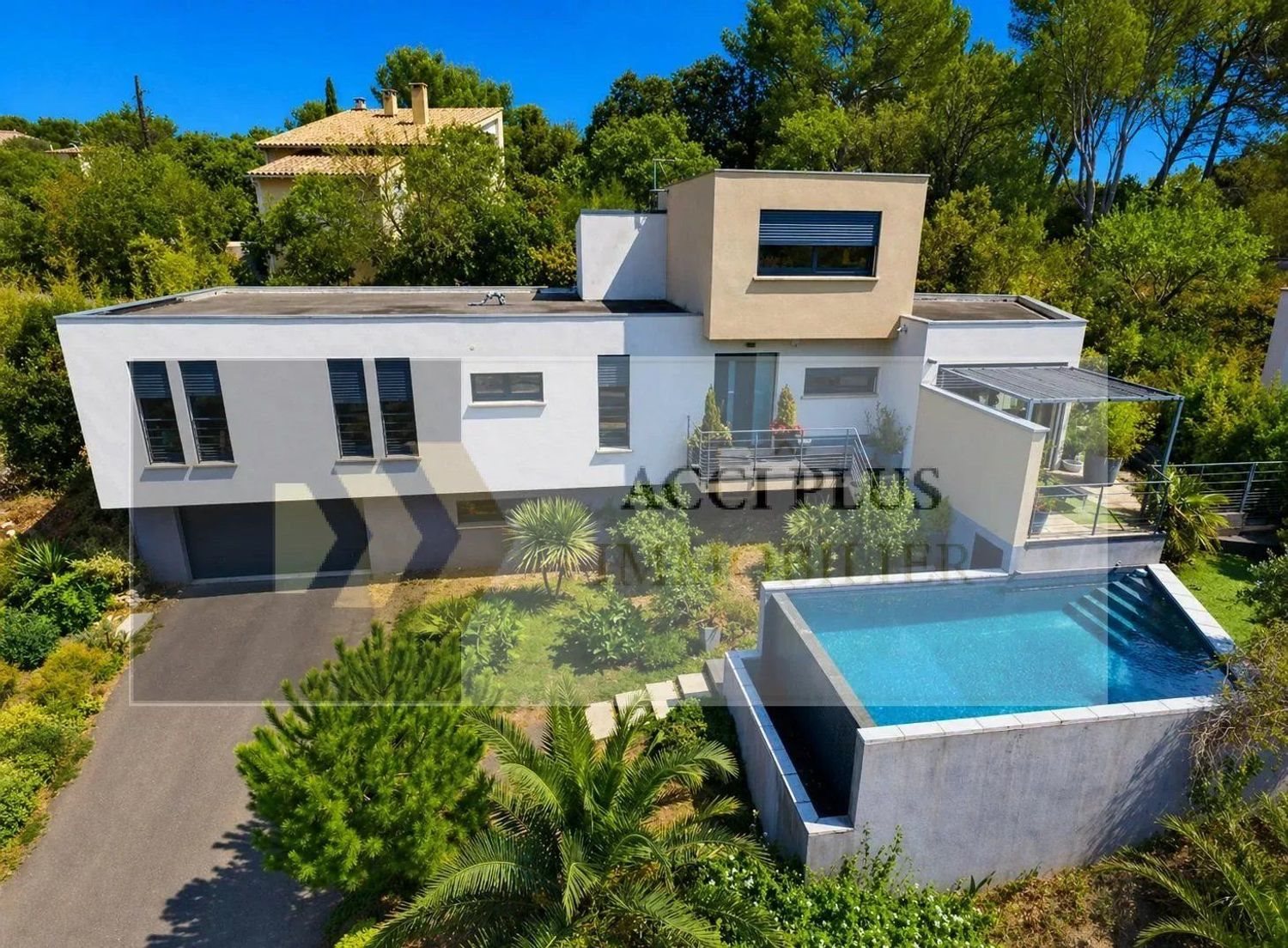 Maison à vendre, 159m², Nîmes