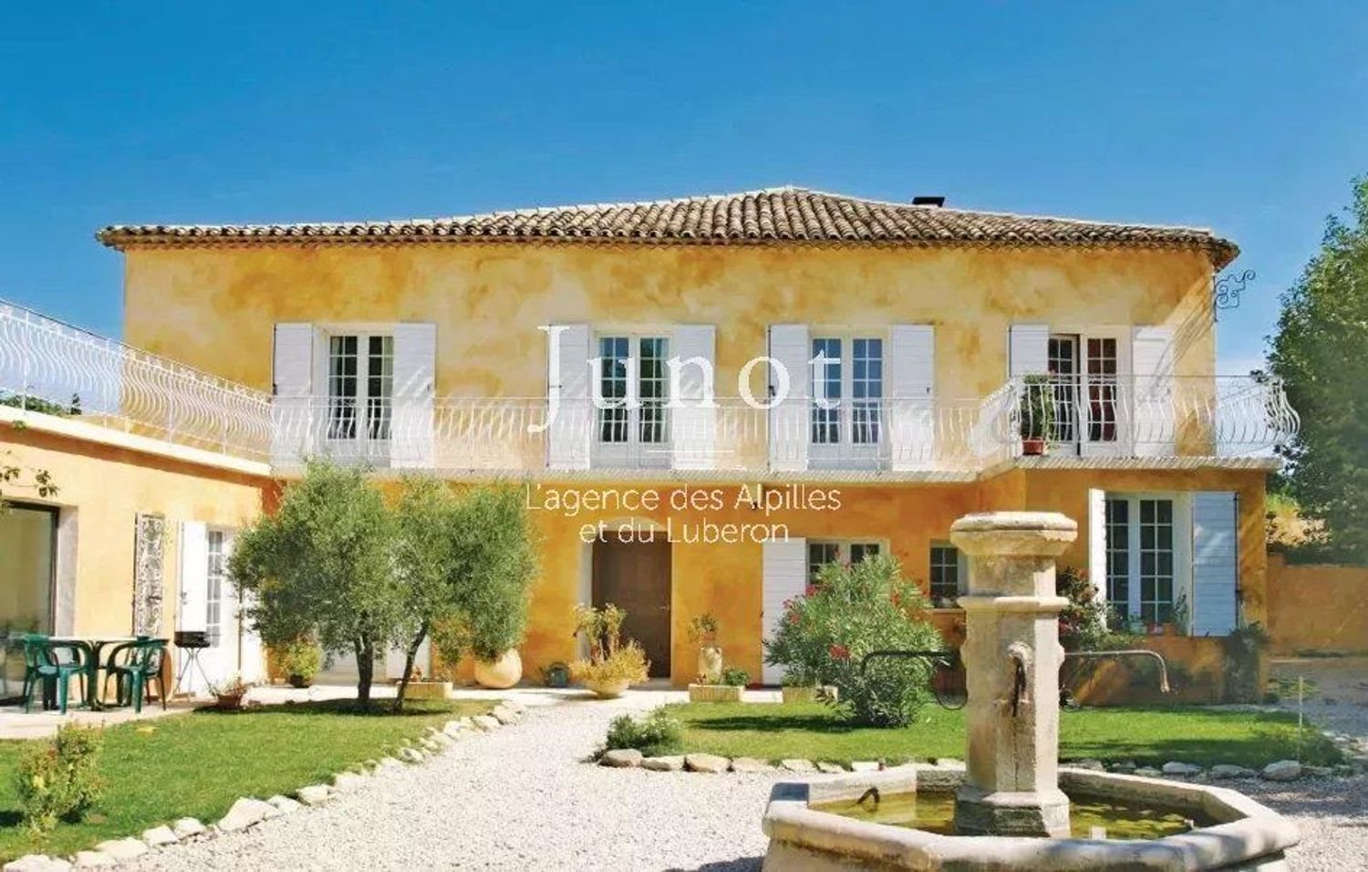 Maison à louer, 200m², L'Isle-sur-la-Sorgue