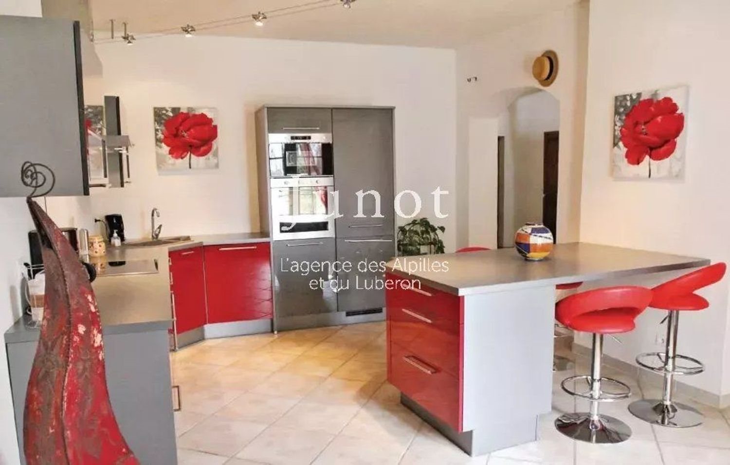 Maison à louer, 200m², L'Isle-sur-la-Sorgue