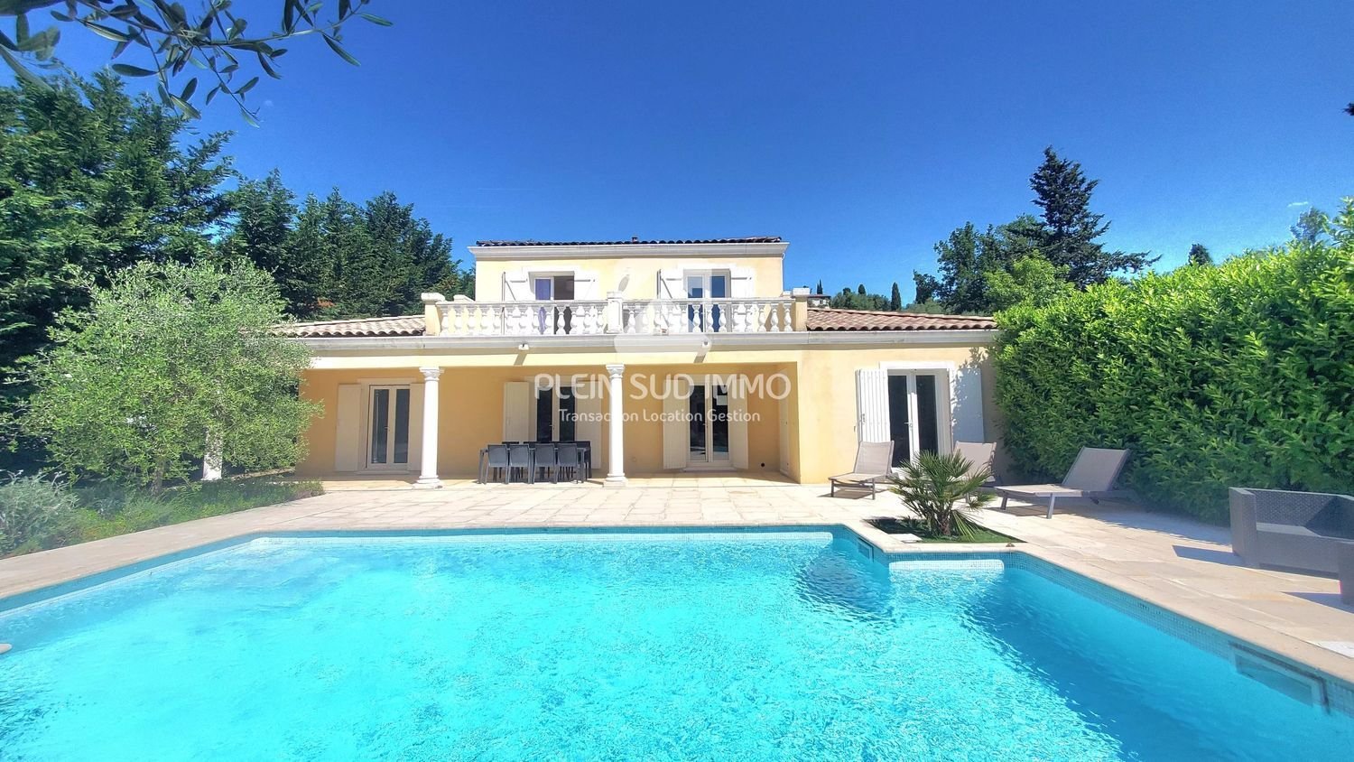 Maison à louer, 11m², Châteauneuf-Grasse