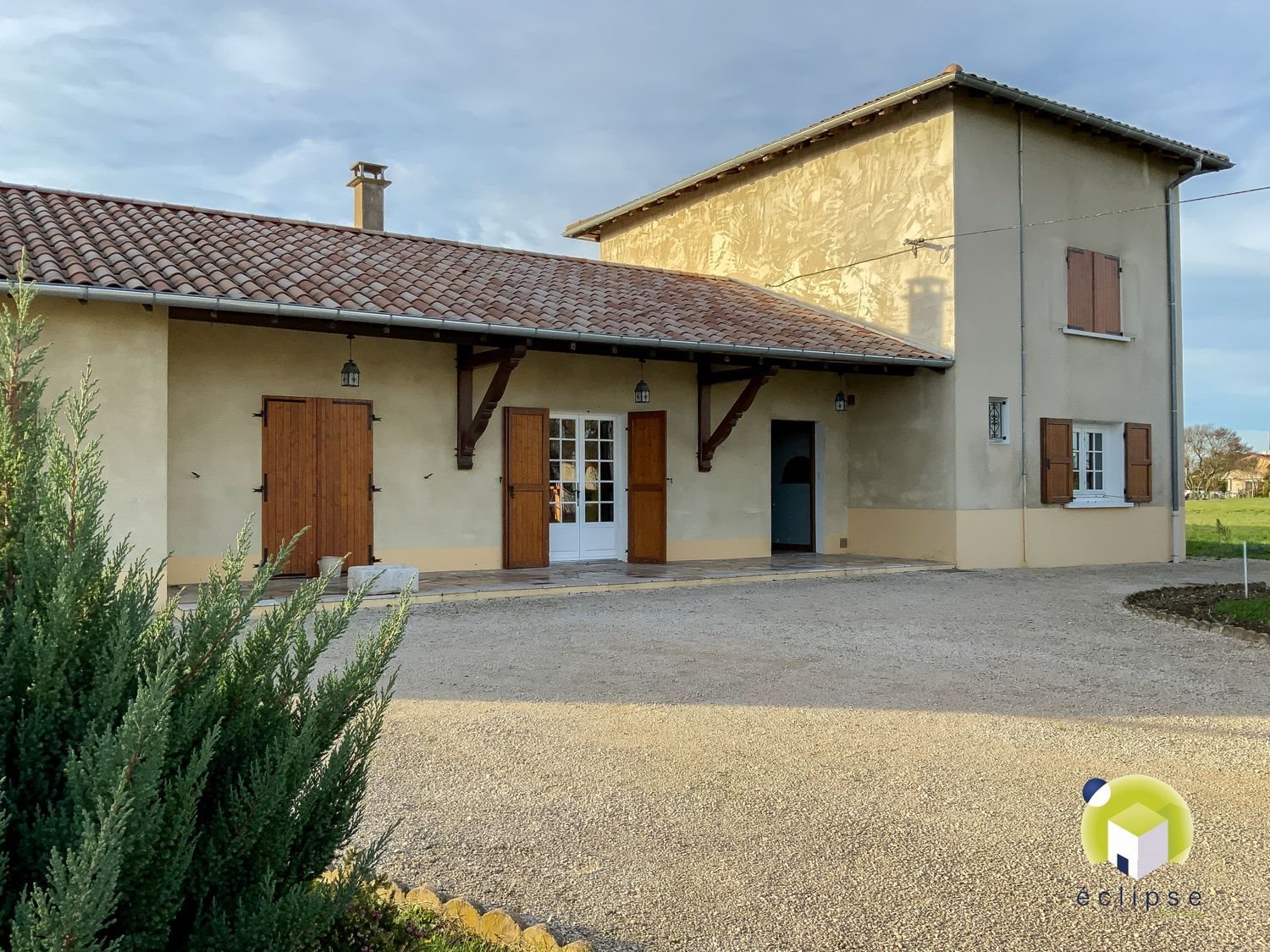 Maison à vendre, 152m², Mézériat