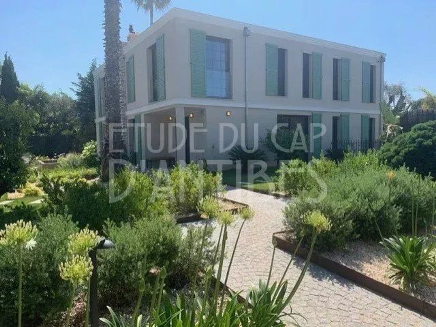 Maison à louer, 330m², Antibes