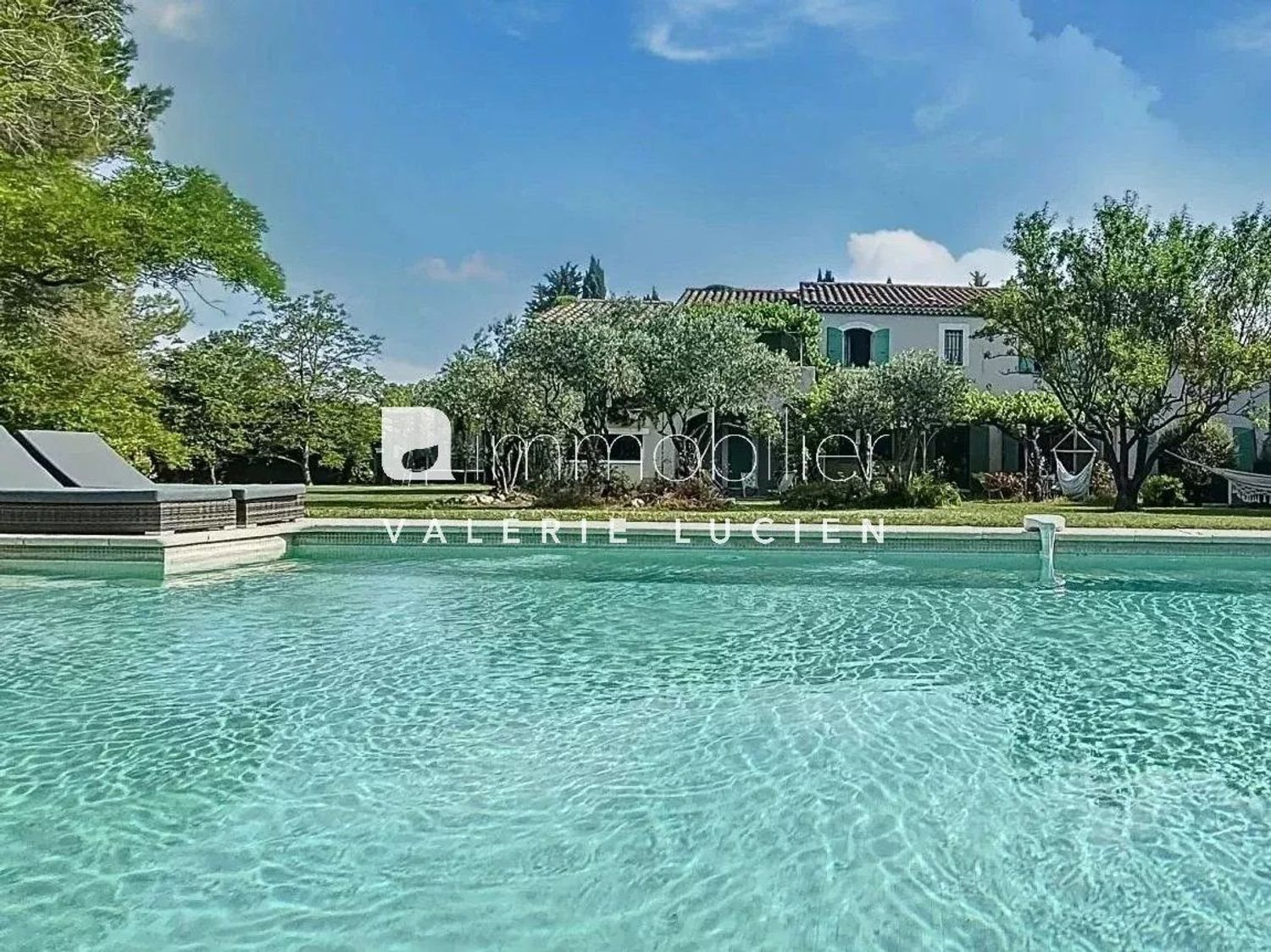 Maison à louer, 200m², Saint-Rémy-de-Provence