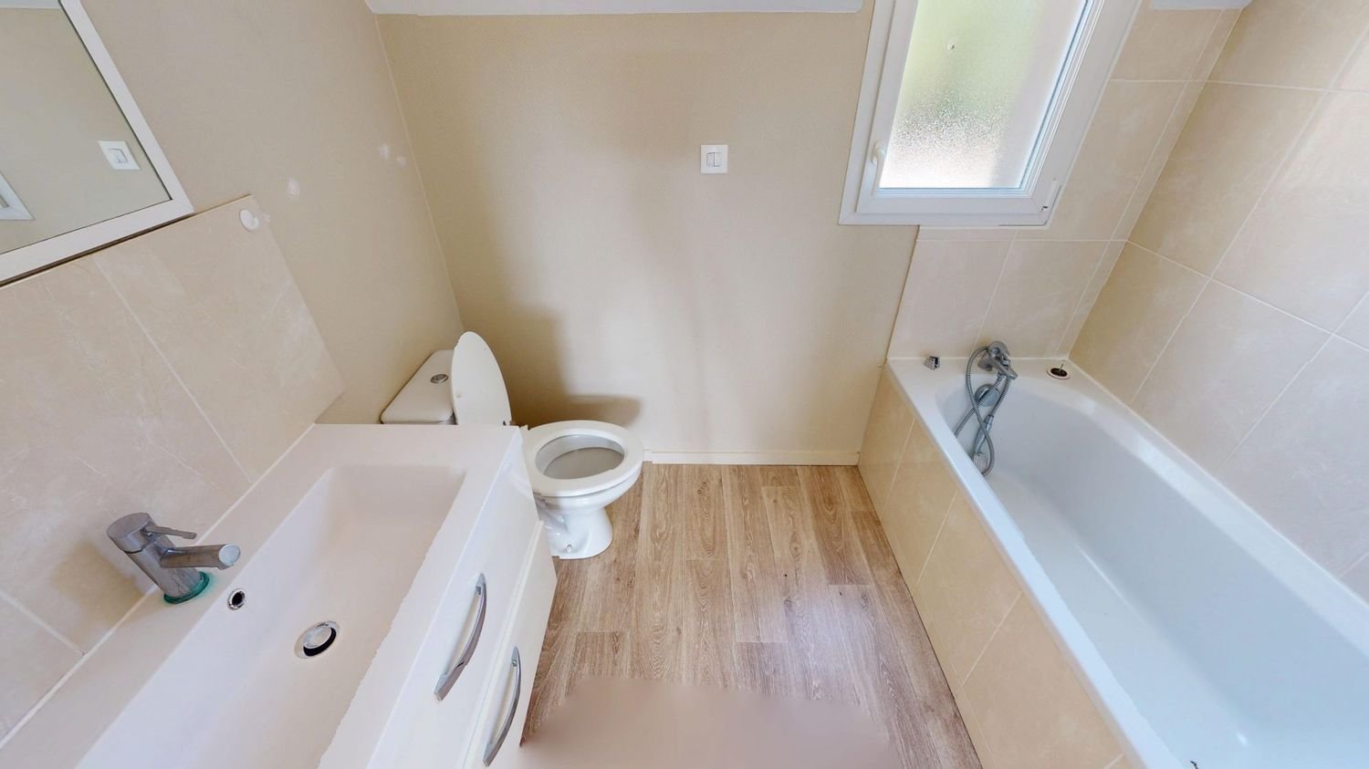 Appartement à vendre, 70m², Saint-Aubin-sur-Mer