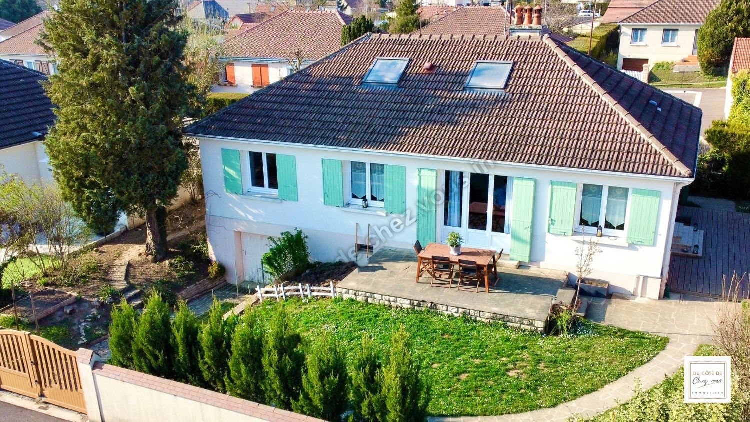 Maison à vendre, 101m², Saint-Julien-les-Villas