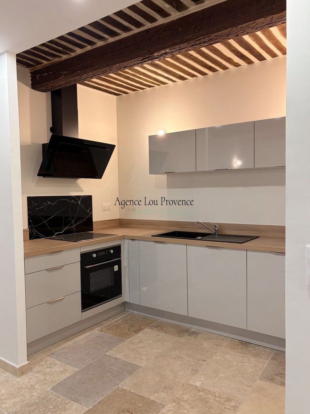 Appartement à vendre, 54m², Eyguières