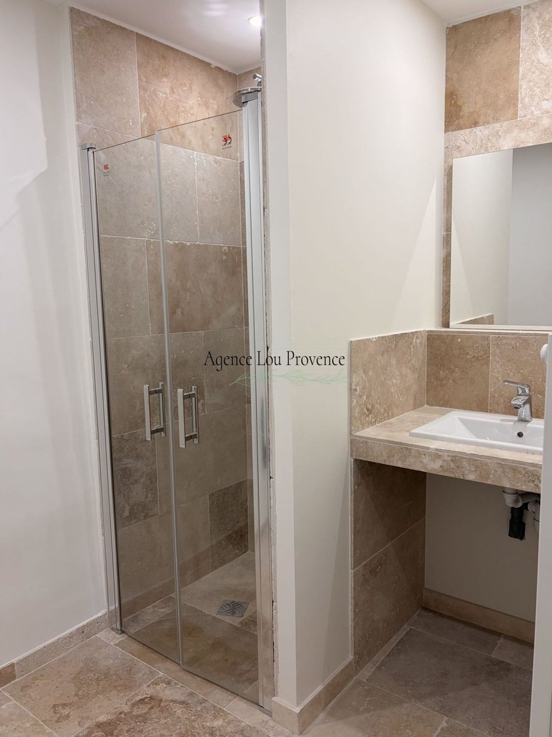 Appartement à vendre, 54m², Eyguières