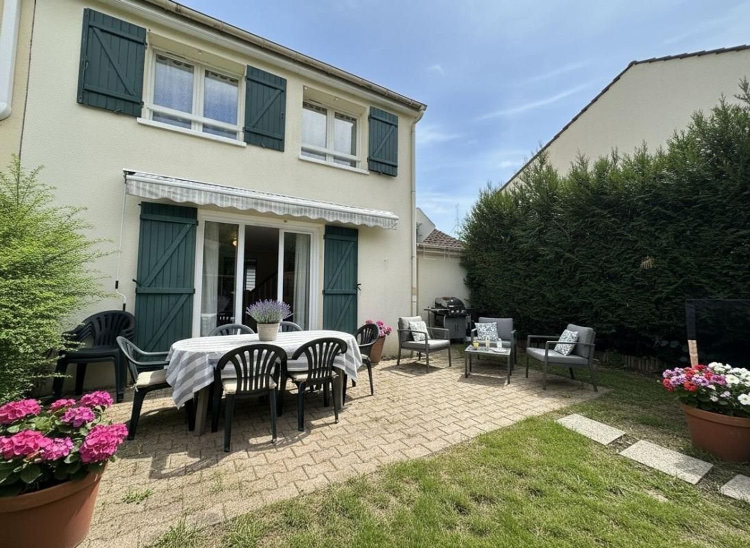 Maison à vendre, 77m², Lisses