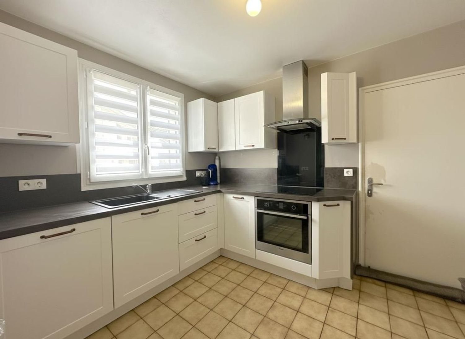Maison à vendre, 77m², Lisses