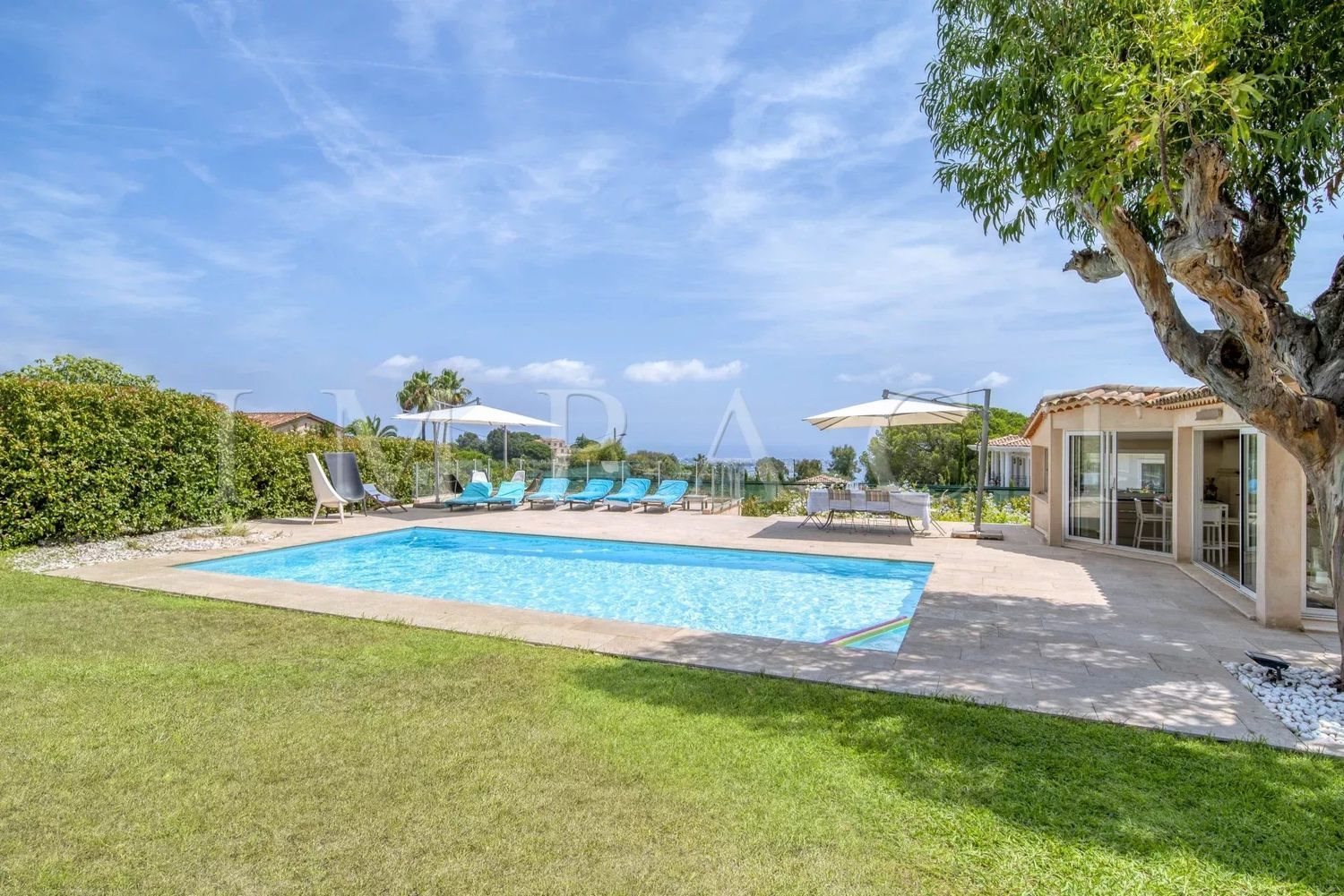 Maison à louer, 11m², Vallauris