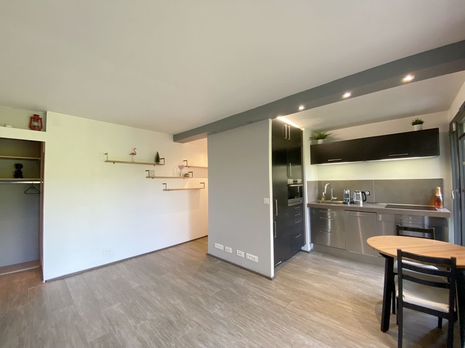 Appartement à louer, 47m², Garches