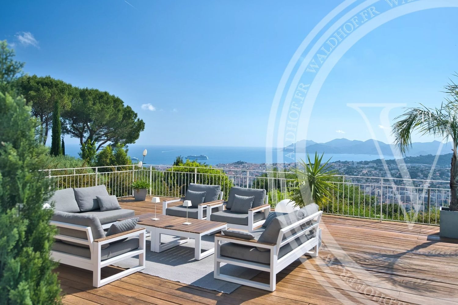 Maison à louer, 300m², Cannes
