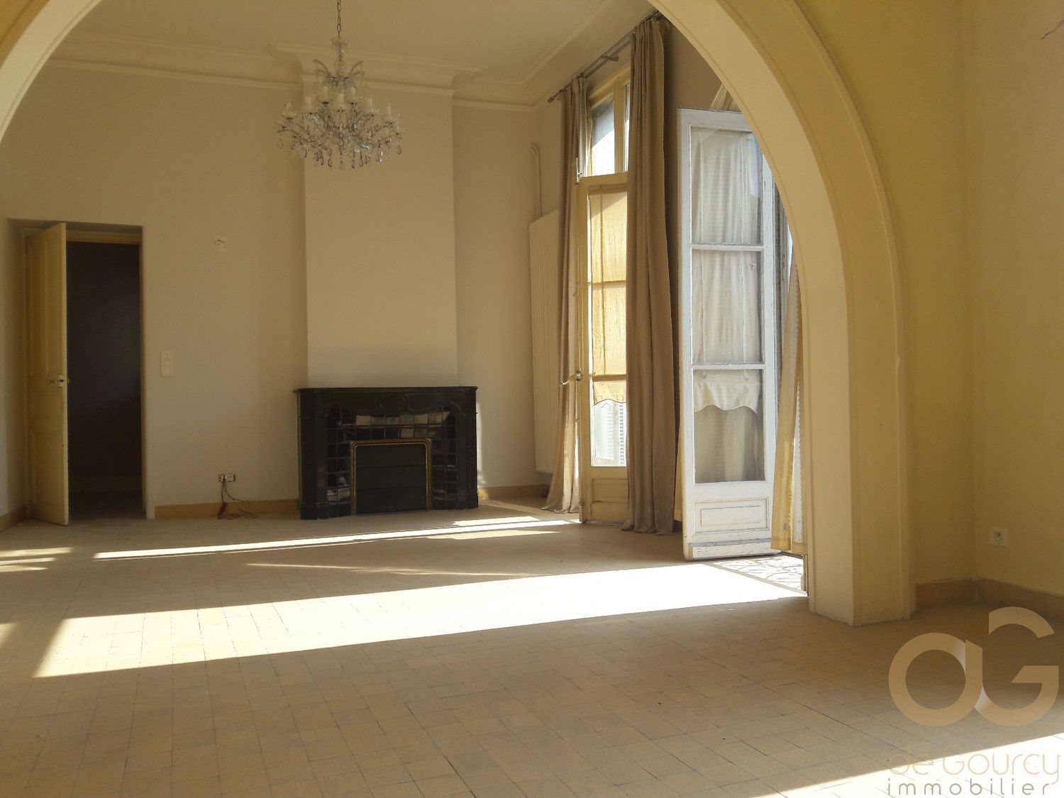 Appartement à vendre, 93m², Nîmes