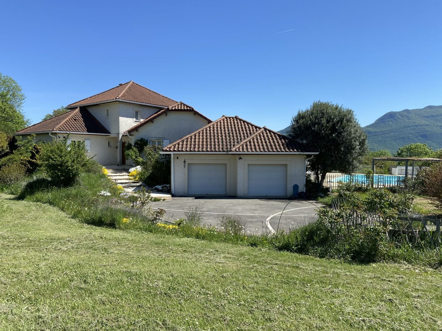 Maison à vendre, 180m², Yenne