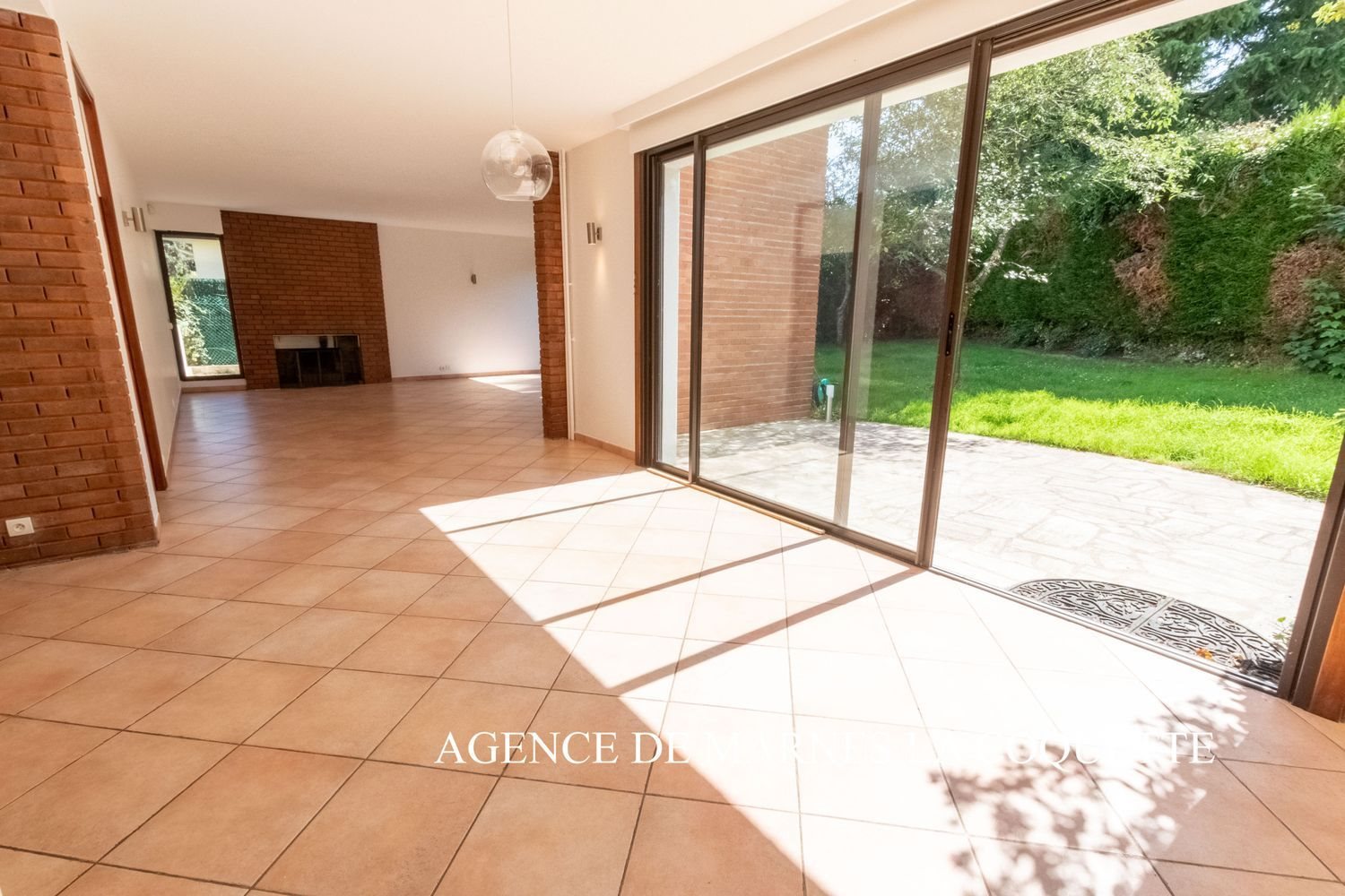 Maison à vendre, 187m², Marnes-la-Coquette