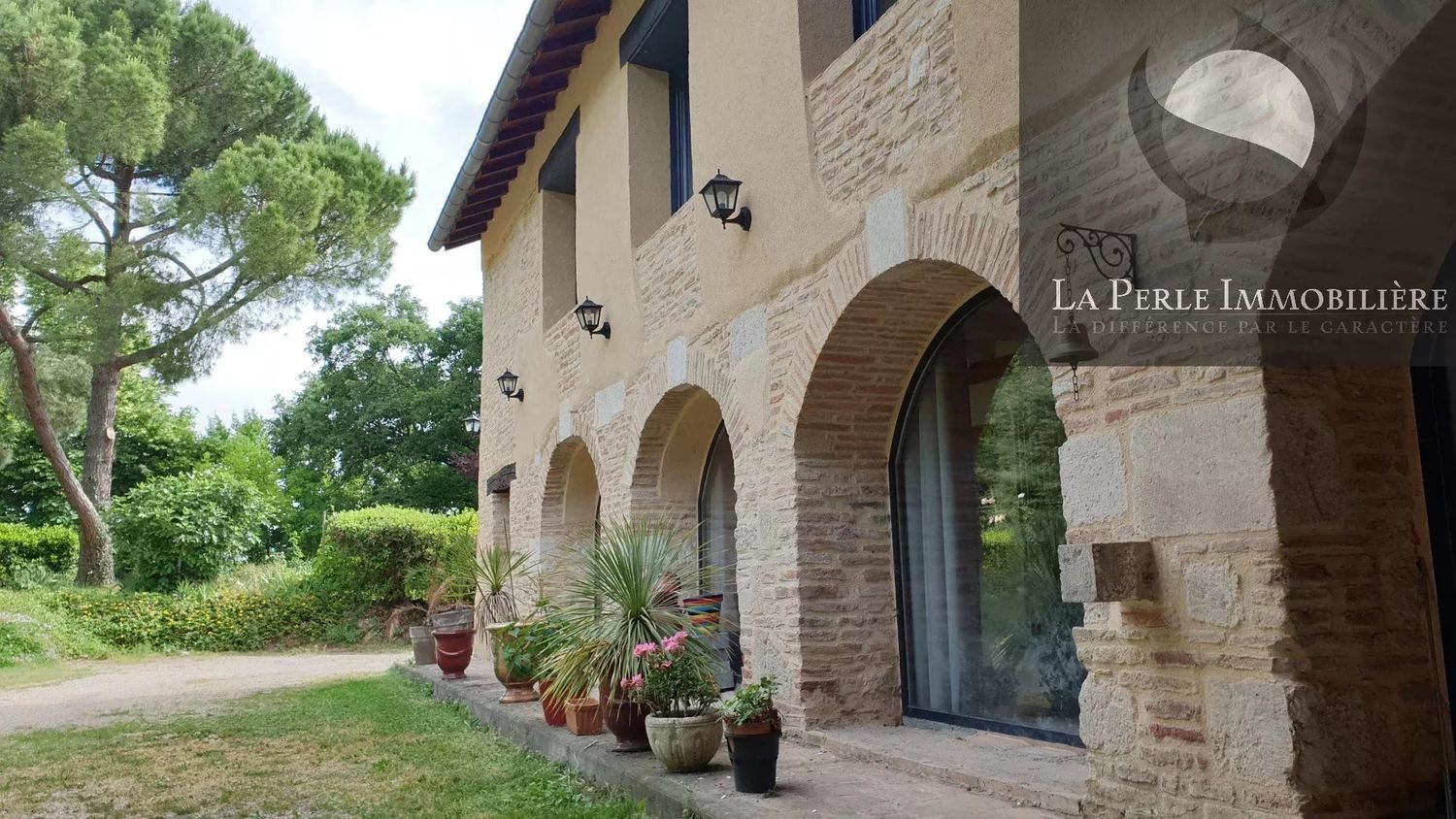 Maison à vendre, 230m², L'Honor-de-Cos