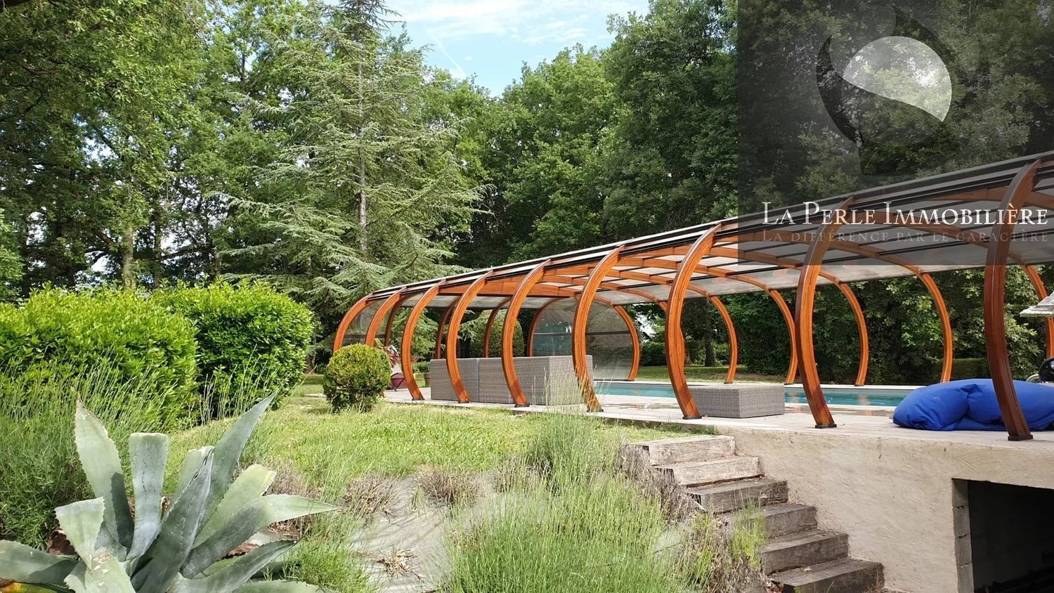 Maison à vendre, 230m², L'Honor-de-Cos