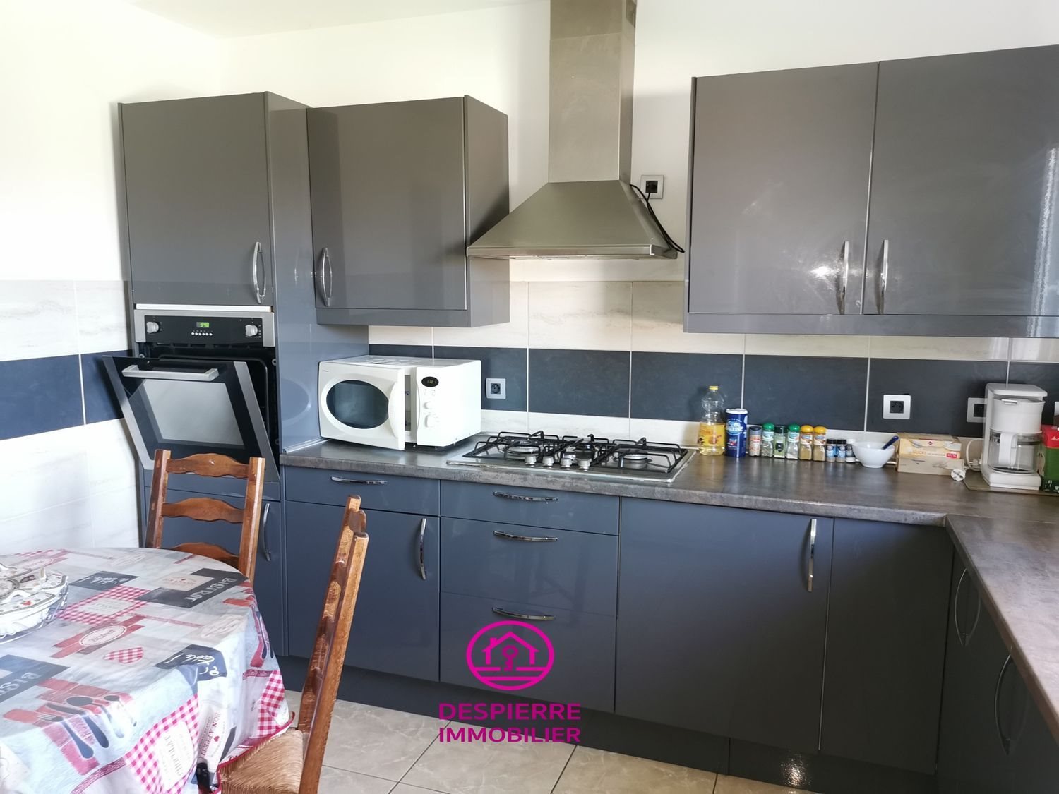 Maison à vendre, 170m², Roussillon