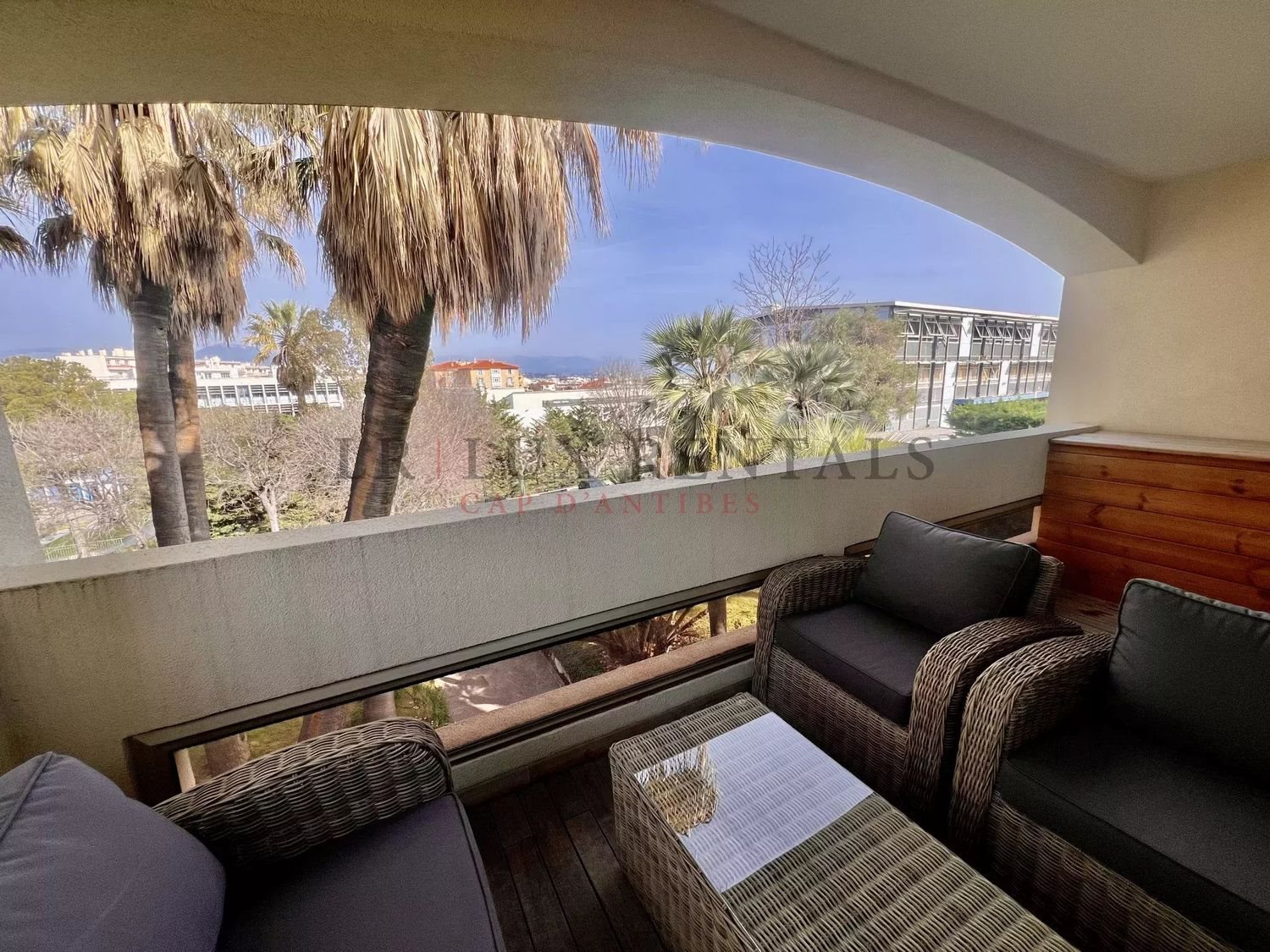 Appartement à louer, 42m², Antibes