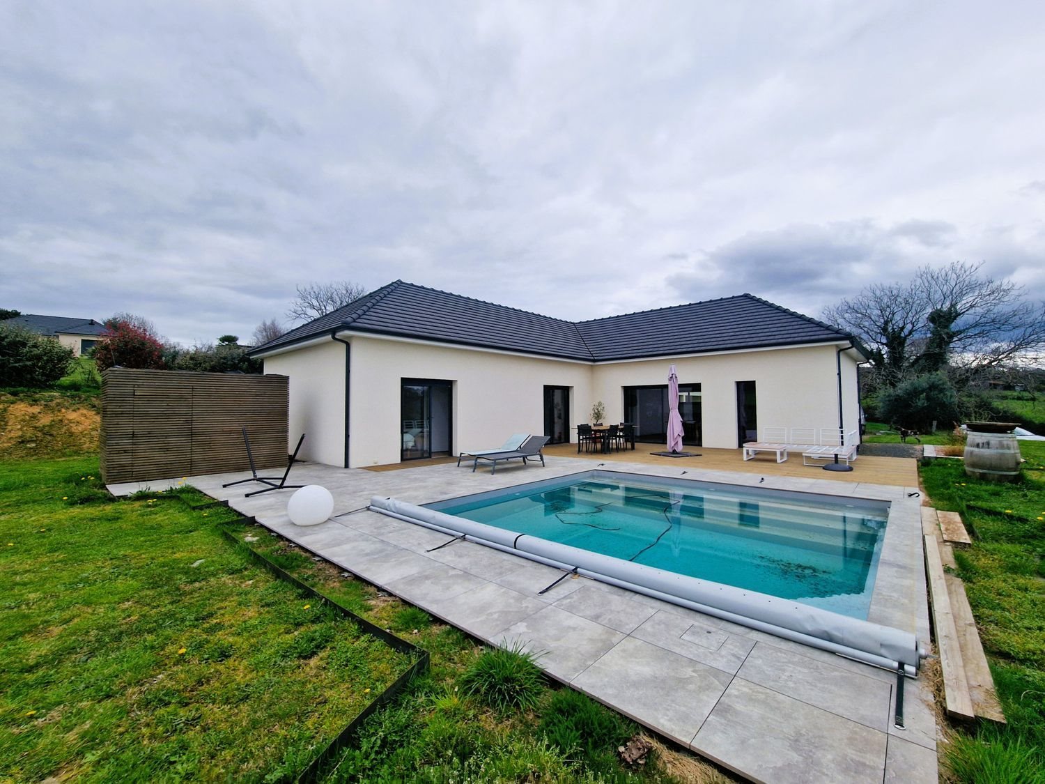 Maison à vendre, 122m², Sainte-Féréole