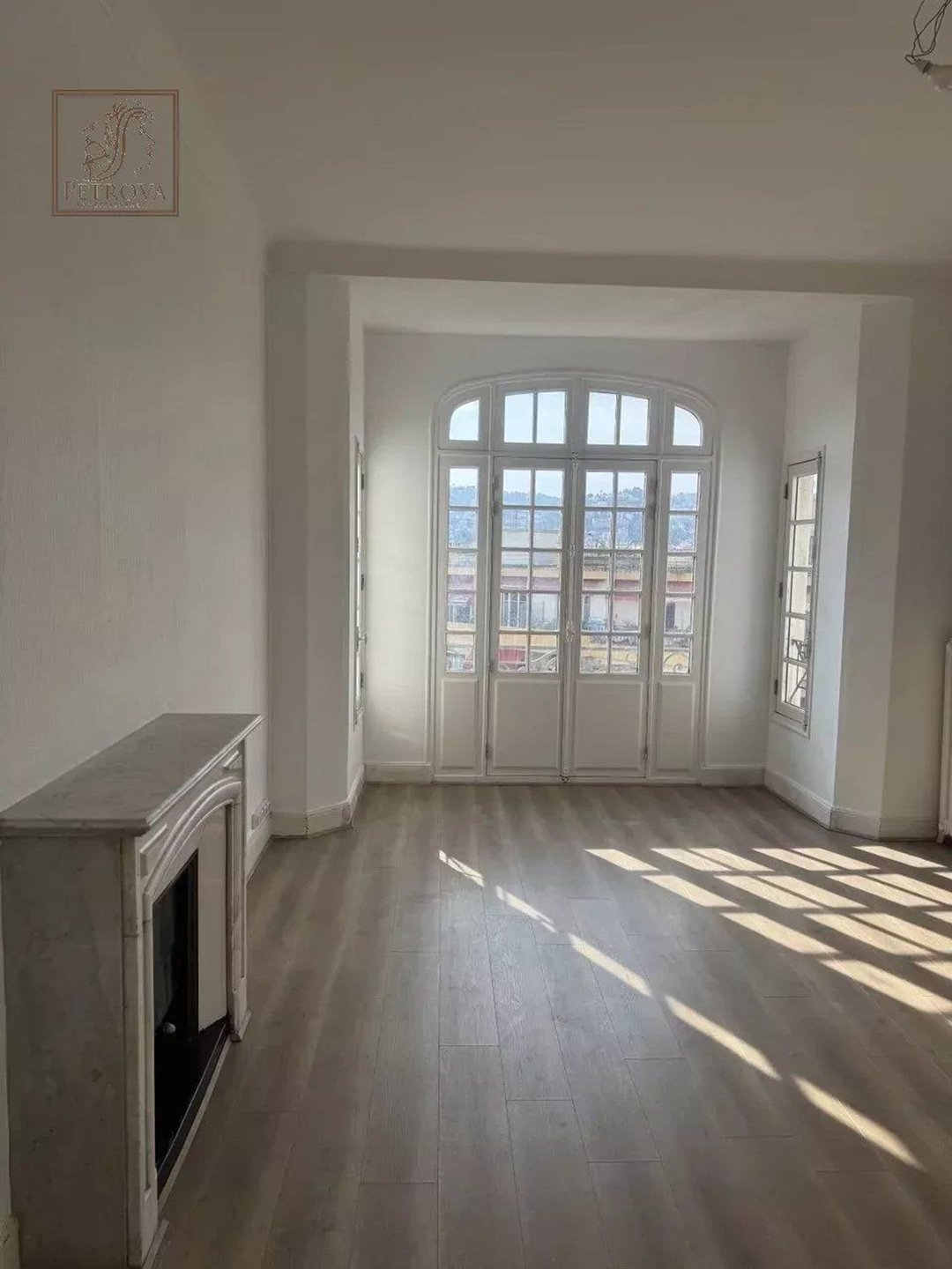 Appartement à louer, 129m², Nice