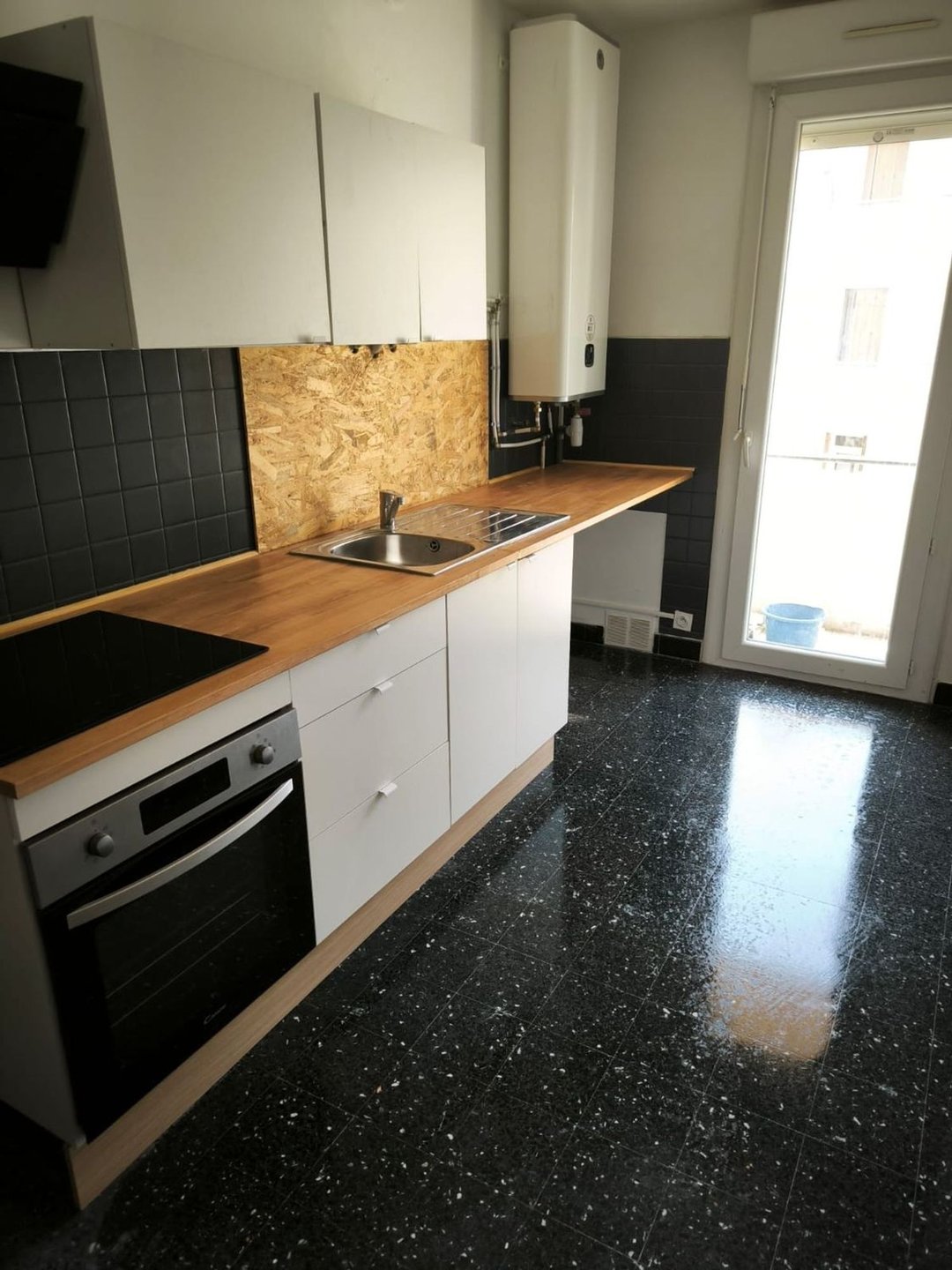Appartement à louer, 78m², Nîmes