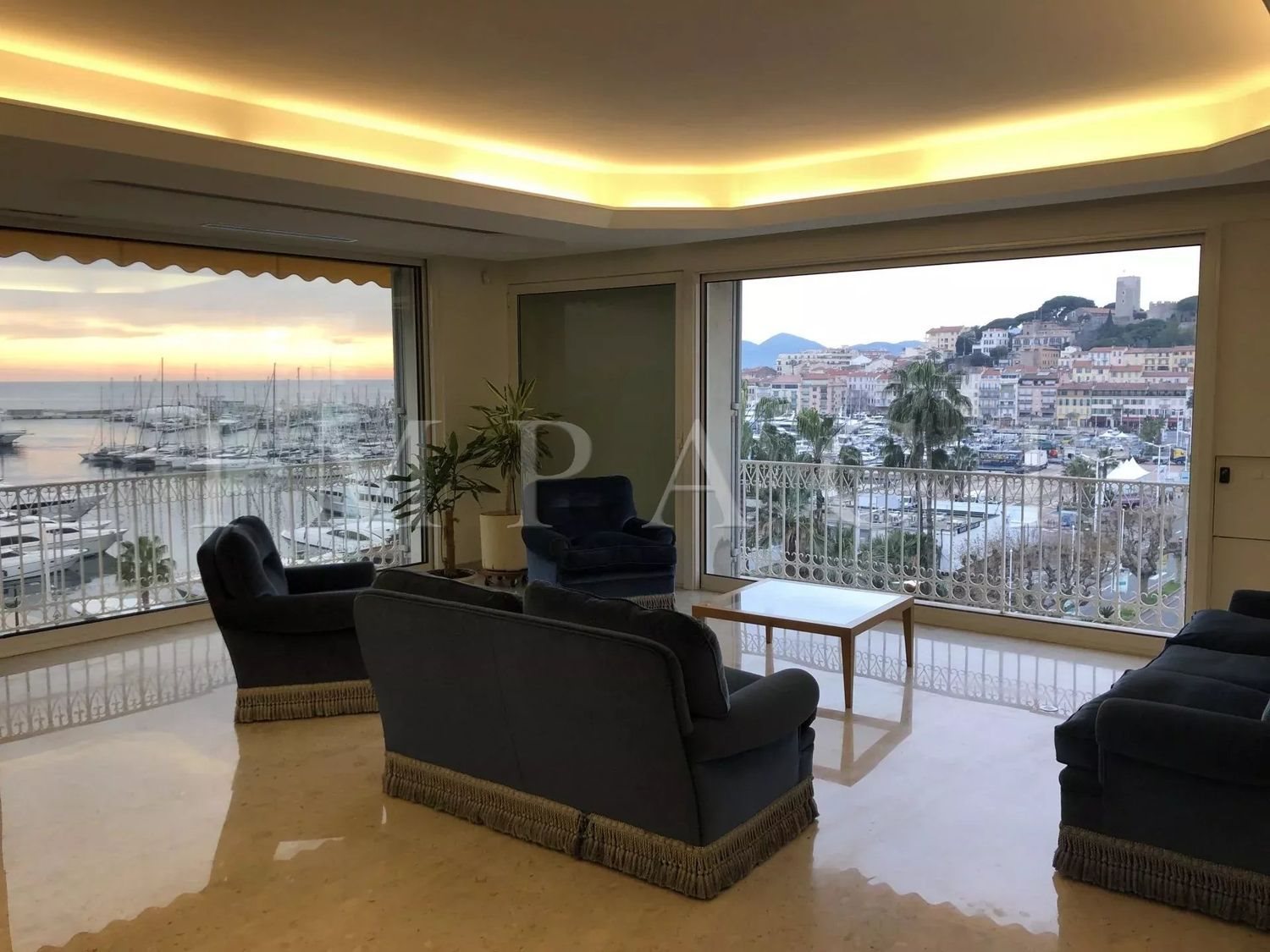 Appartement à louer, 45m², Cannes