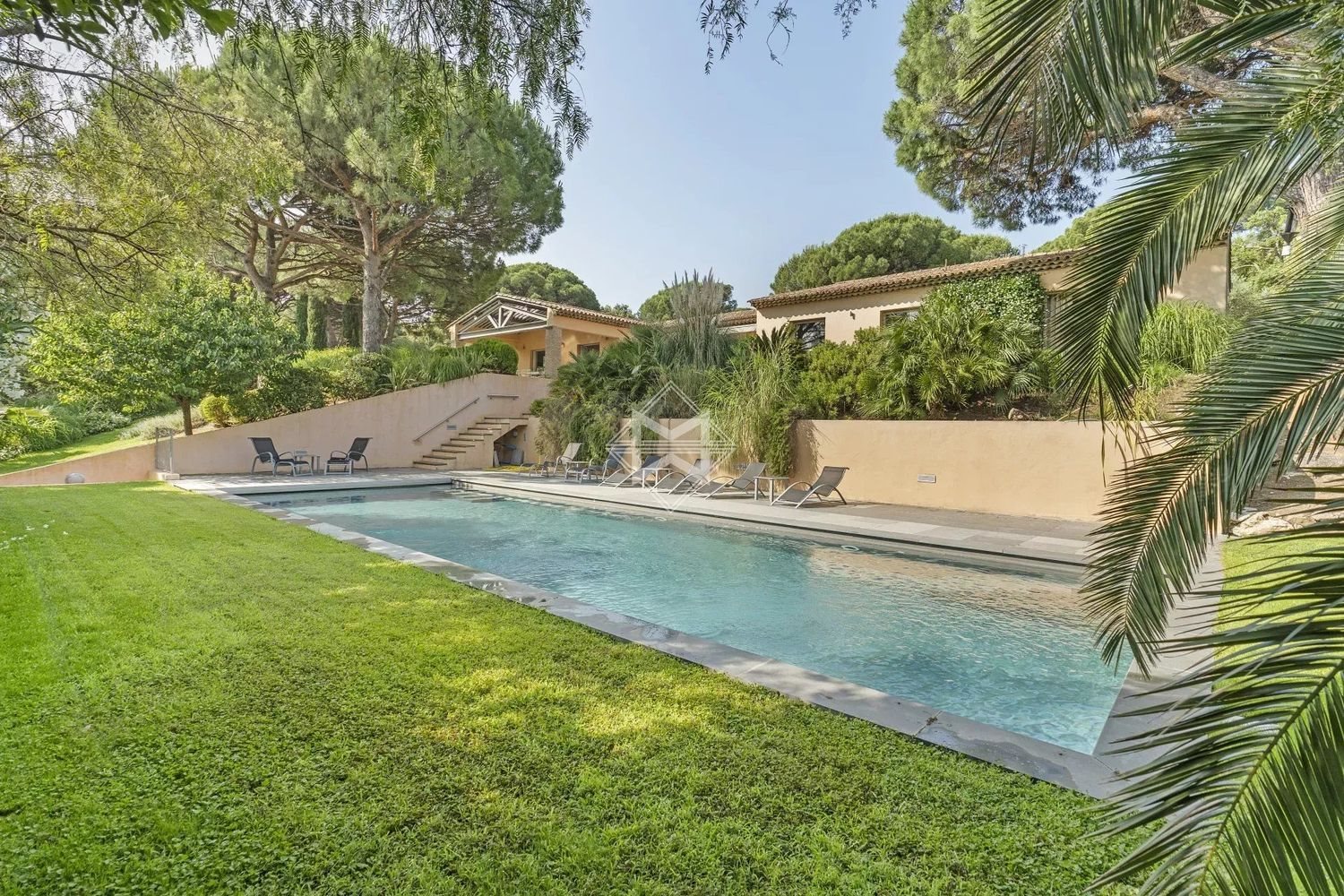 Maison à vendre, 320m², Saint-Tropez